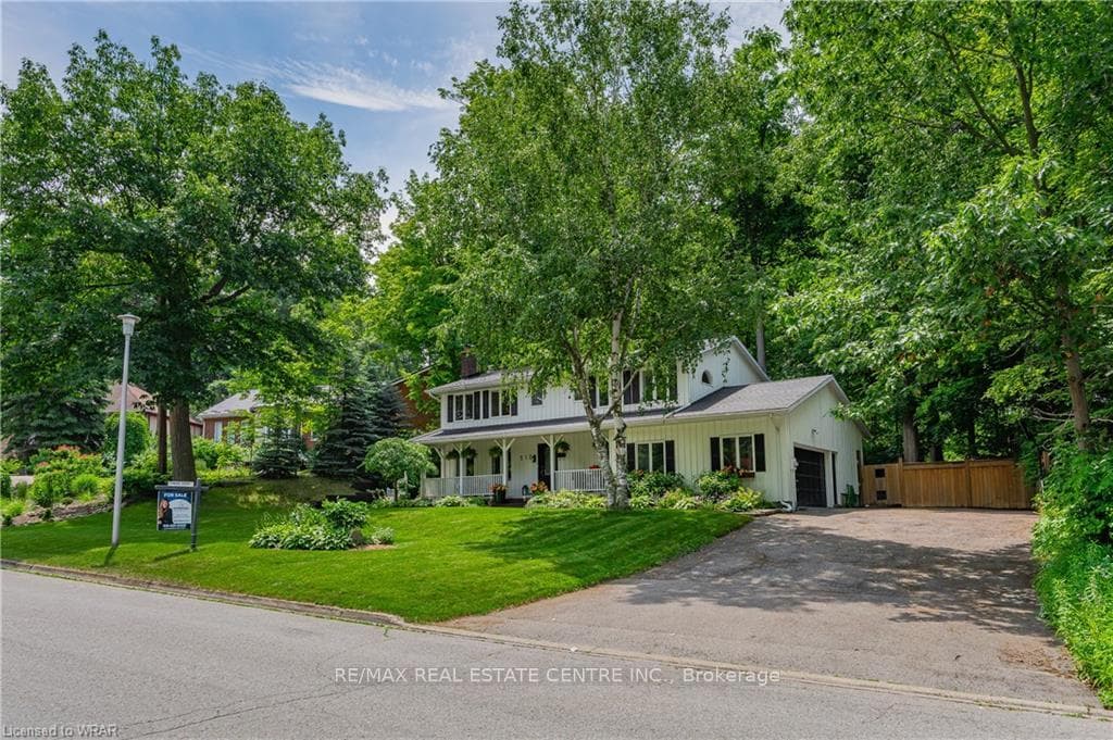 210 Glenforest Road photo 4