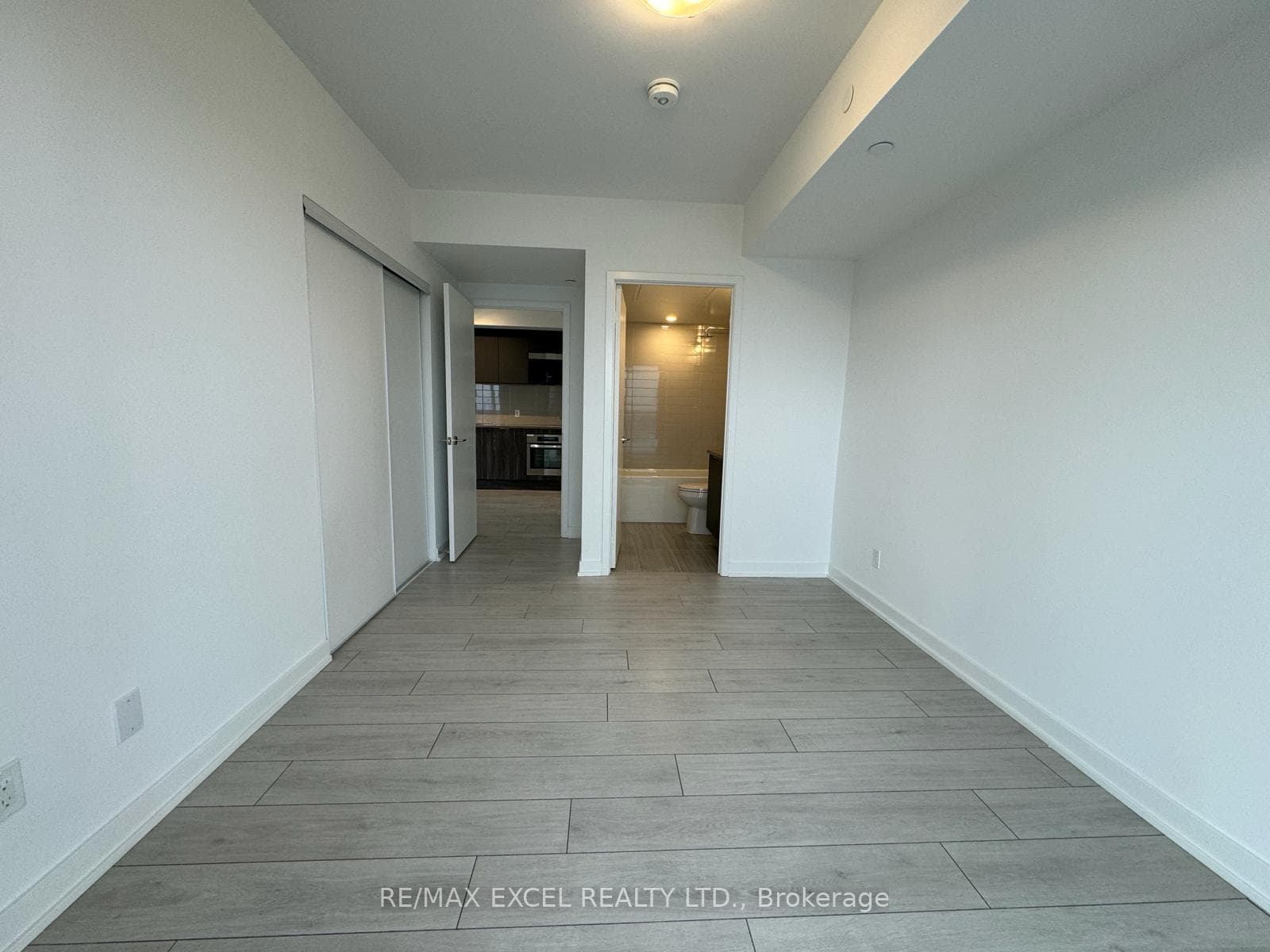 2031 Kennedy Road Unit 2921 photo 2