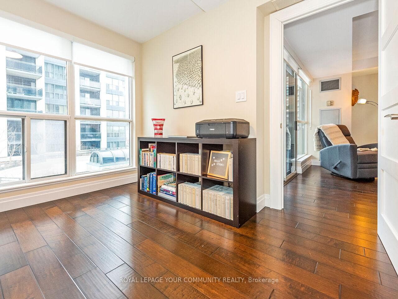 28 Hollywood Avenue Unit 310 photo 18