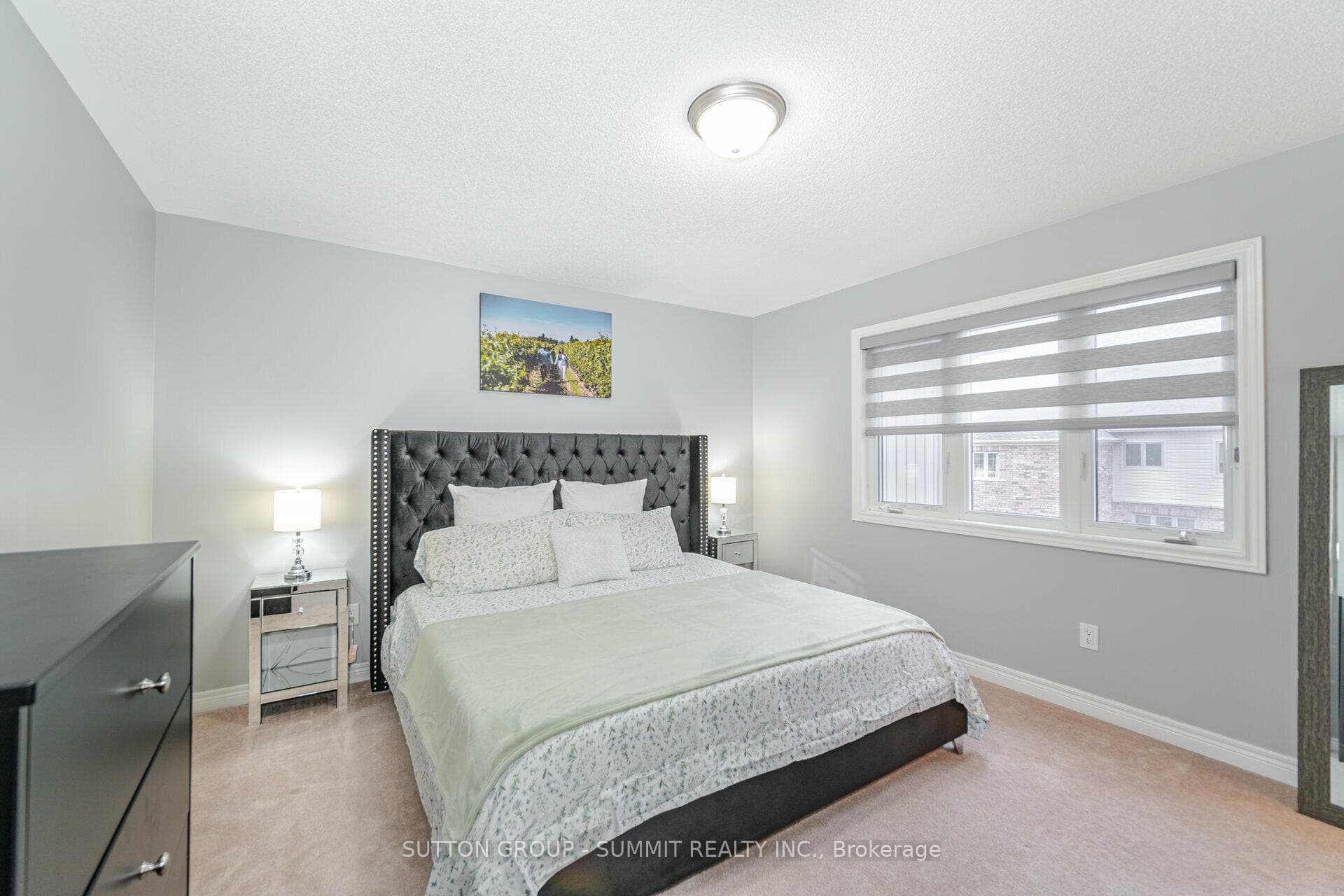 28 Sharpe Crescent photo 21