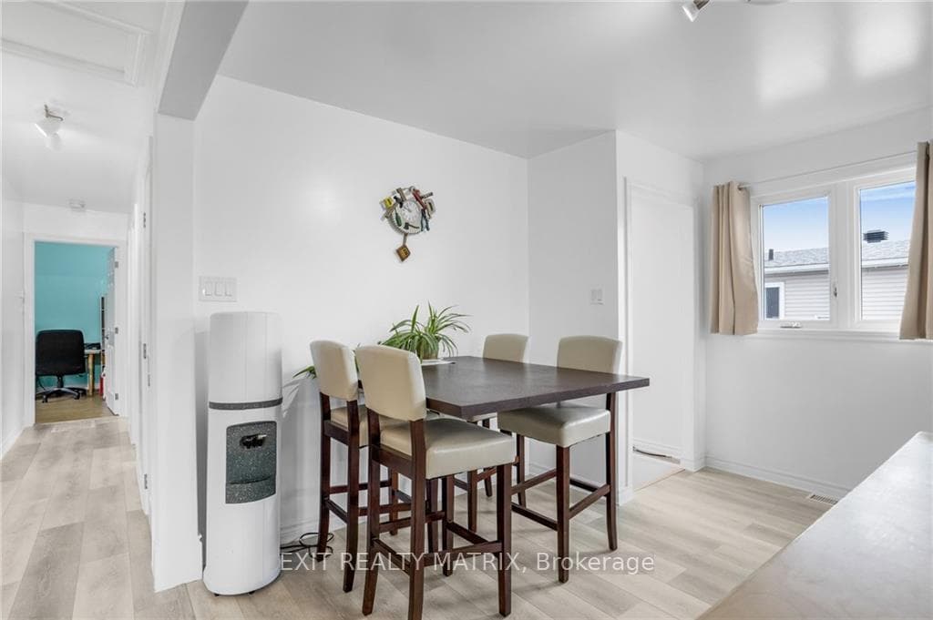 355 WEST Street photo 10