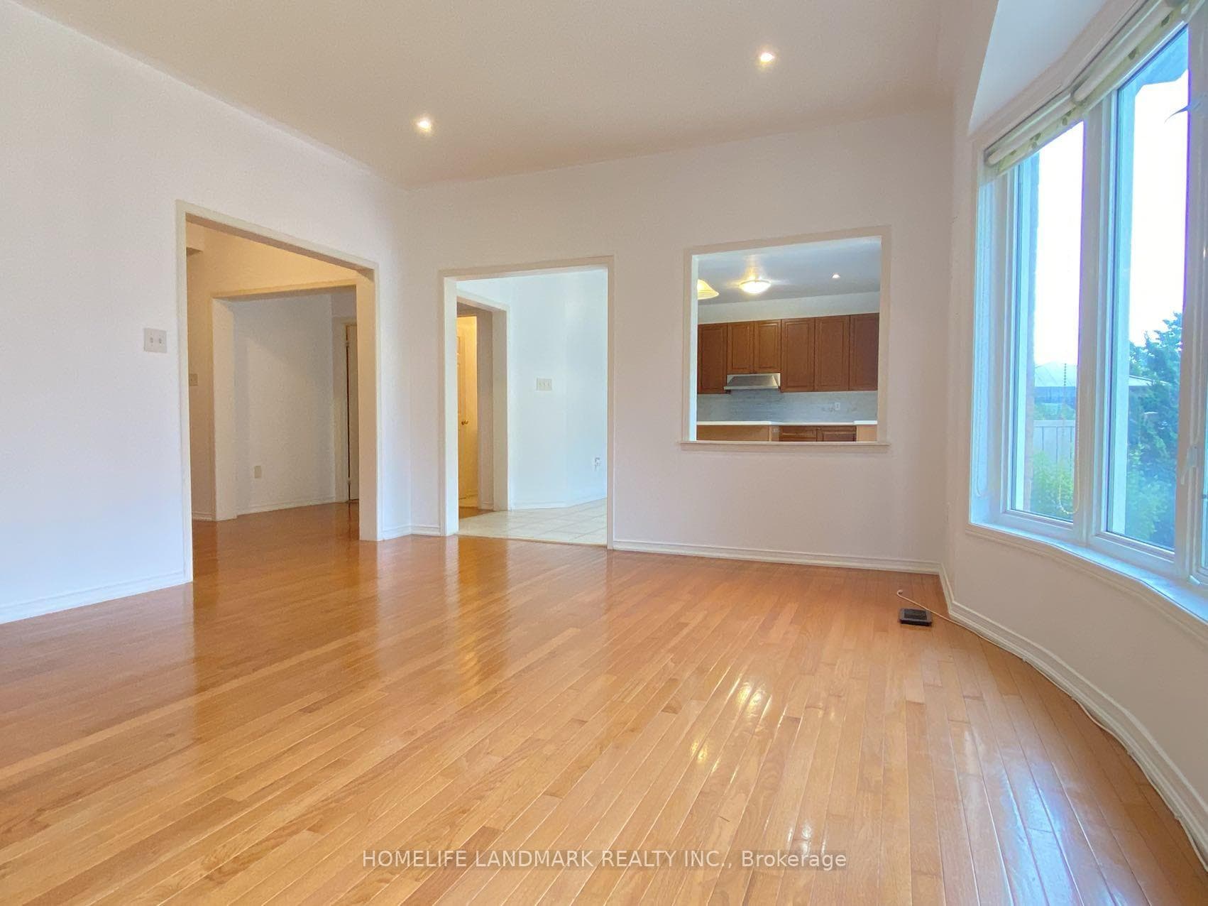 303 Tower Hill Road photo 11