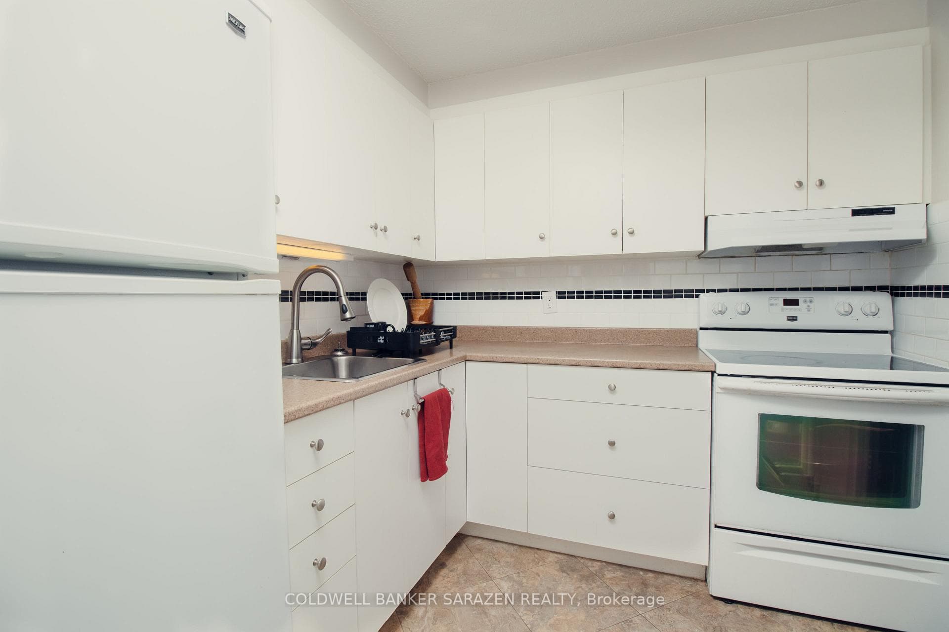 1100 Ambleside Drive Unit 710 photo 6