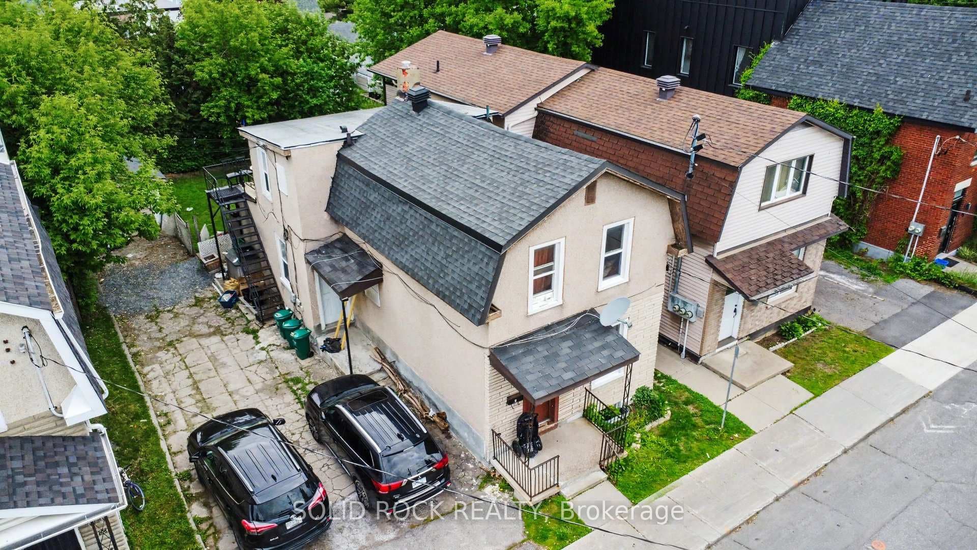 89 Marier Avenue photo 4