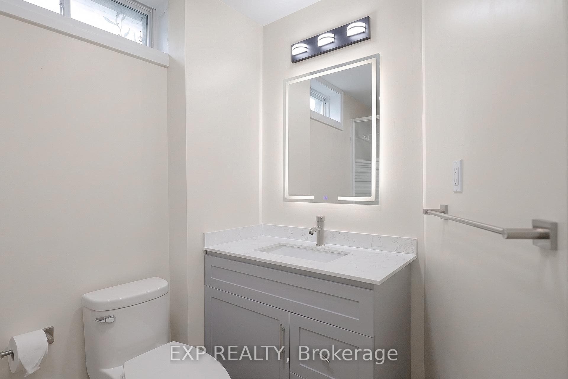 101 Anastasia Crescent photo 21