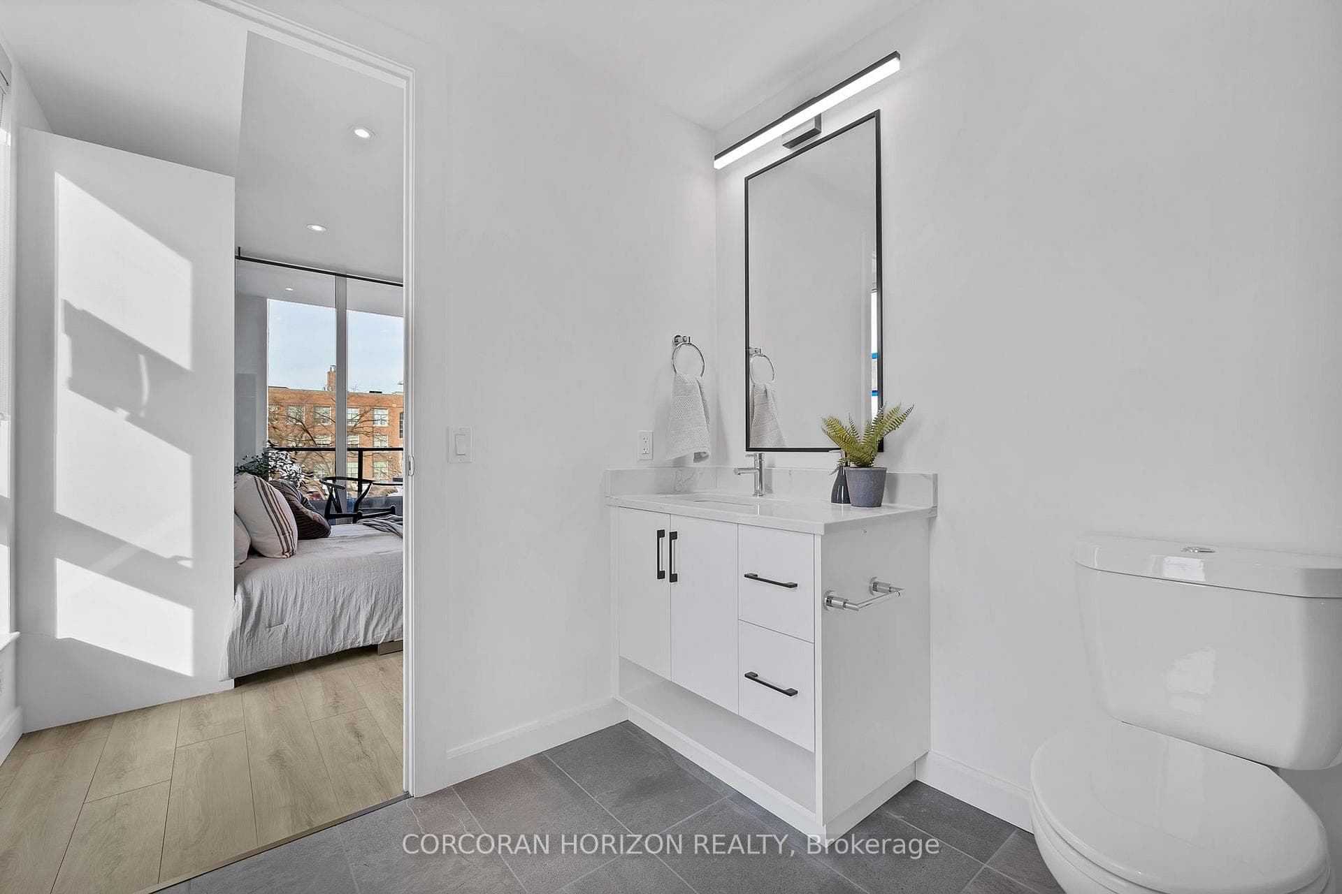 741 King Street Unit 1213 photo 12