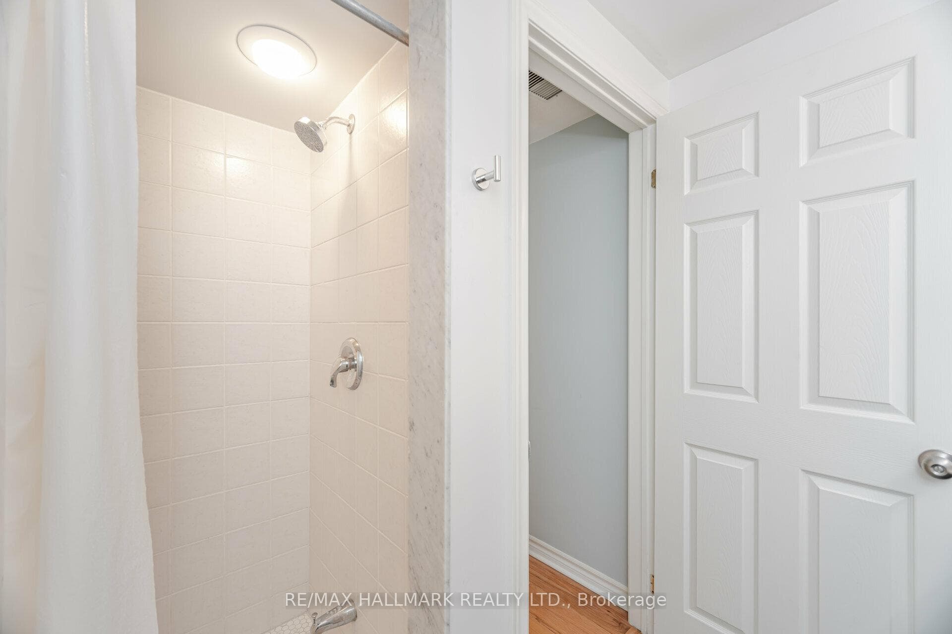 265 Milan Street photo 36