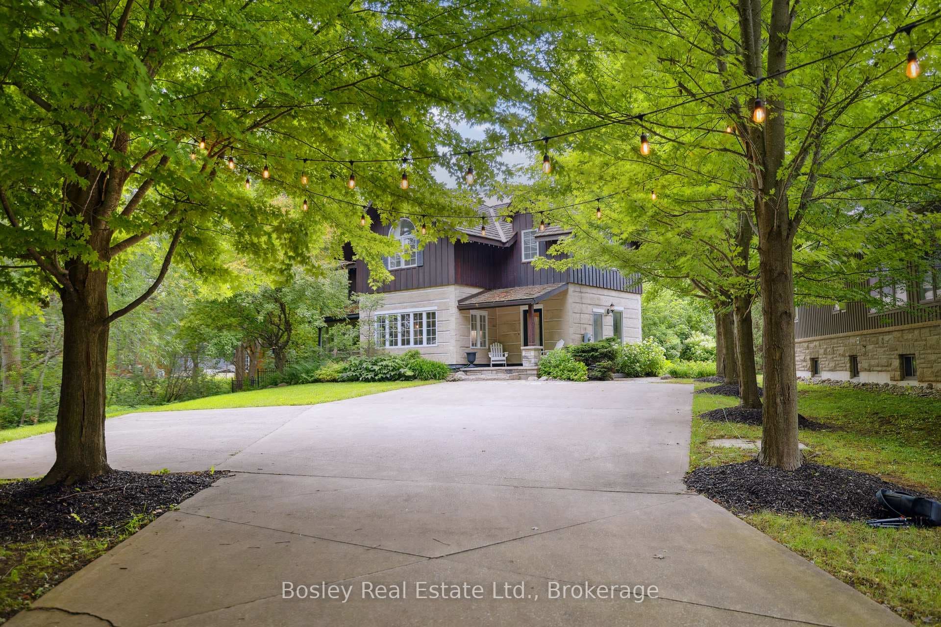 118 Heritage Drive photo 2