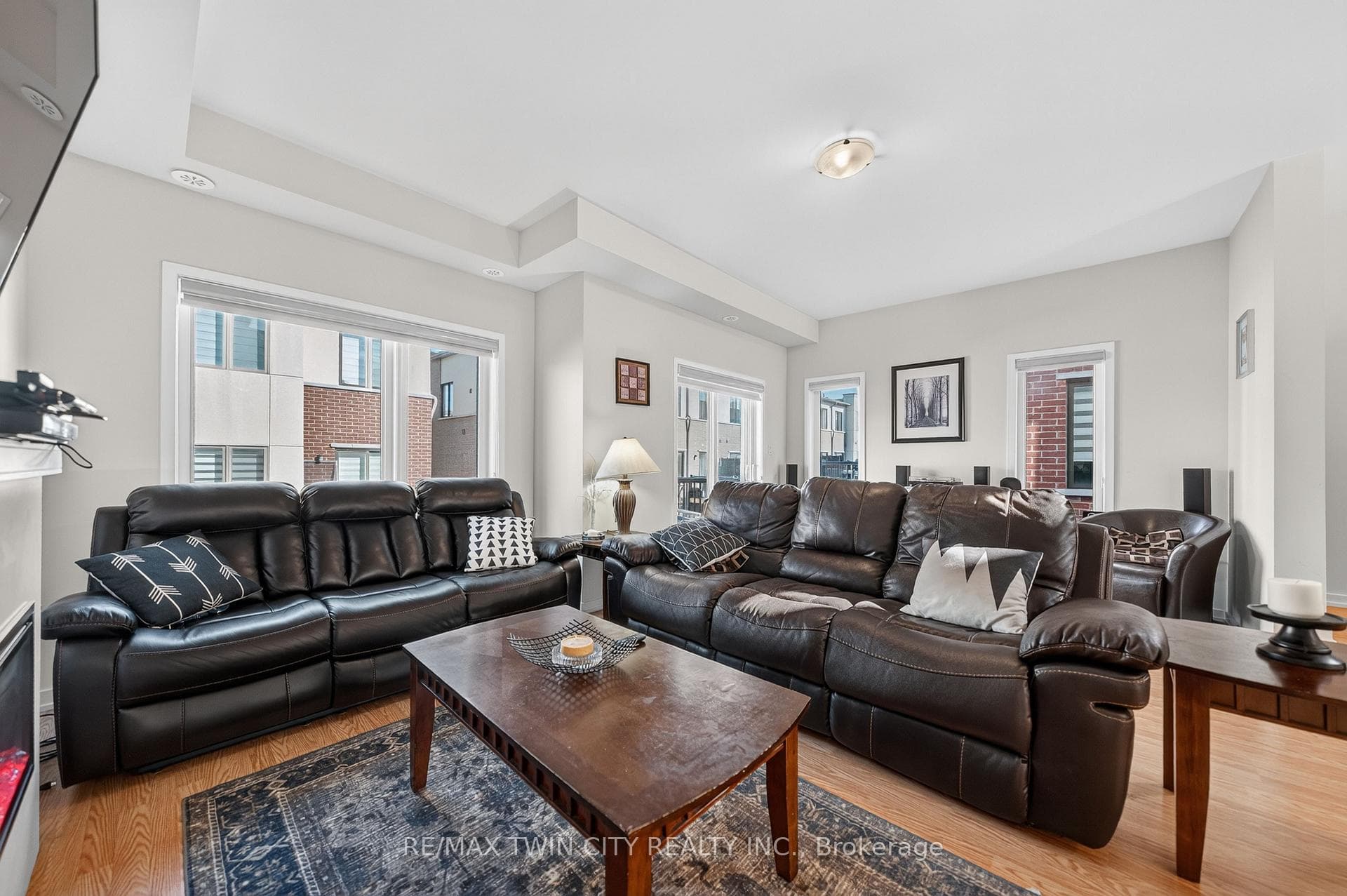 49 Lambert Lane photo 15