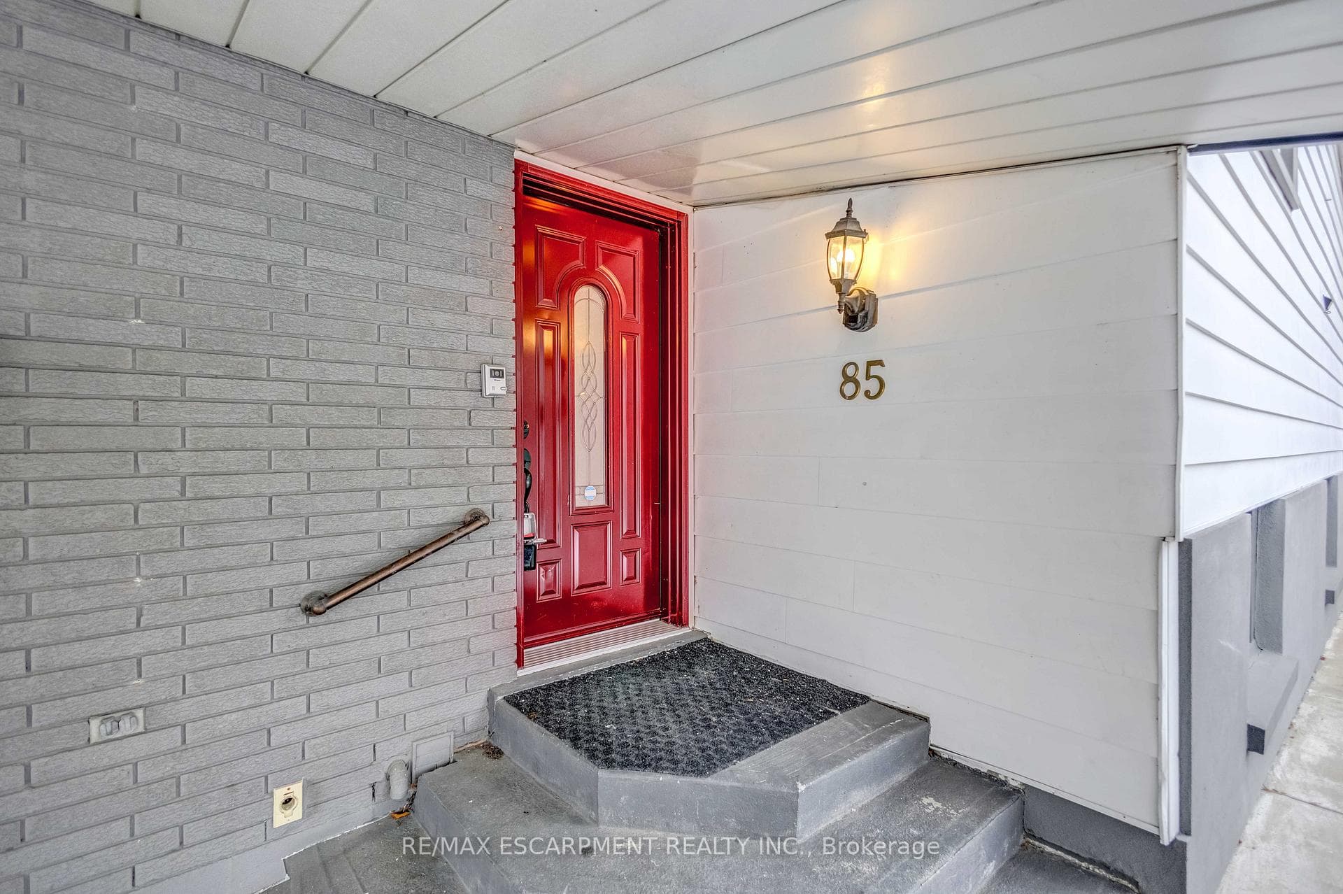 85 Ranchdale Drive photo 5