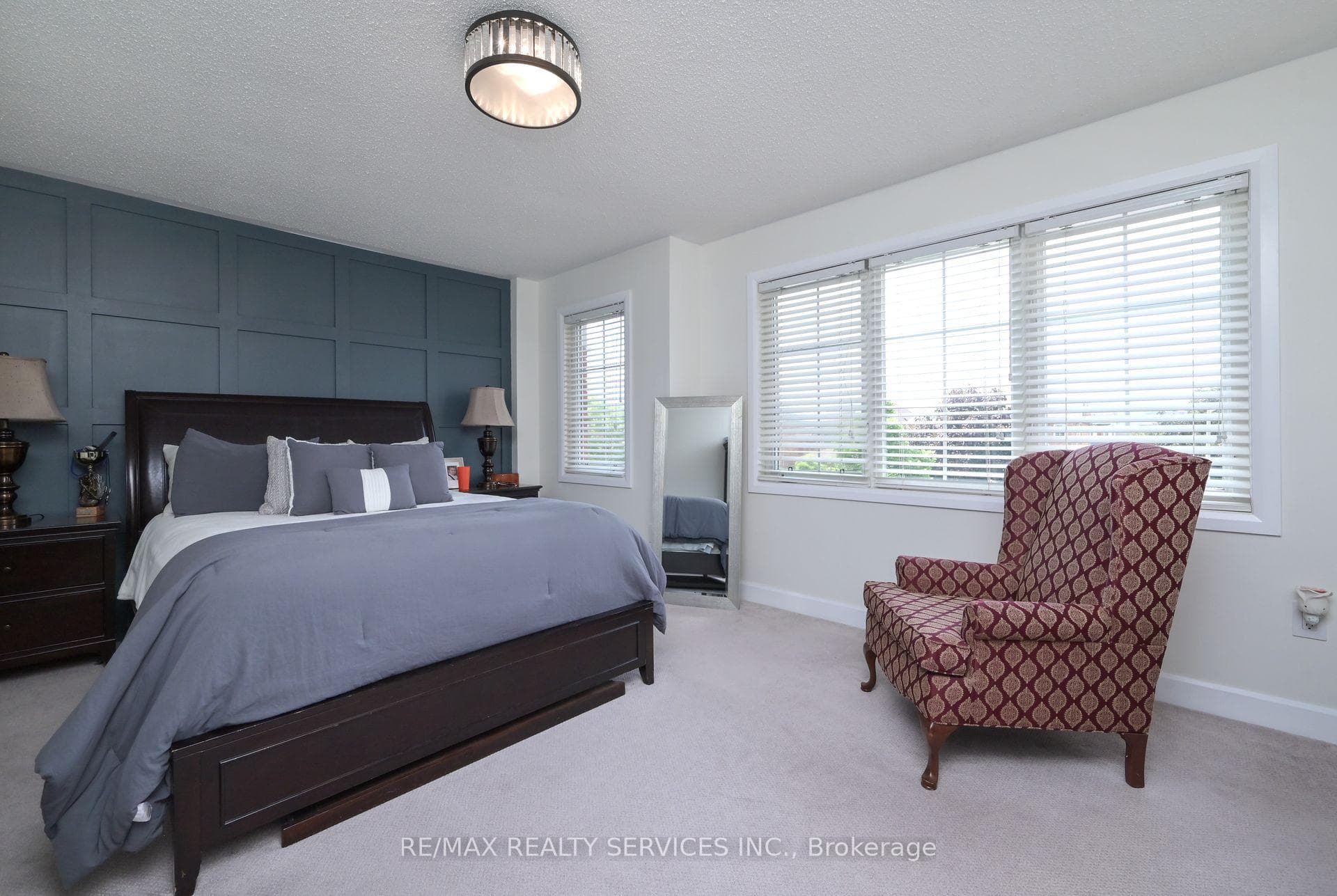 73 Eaton Street photo 23