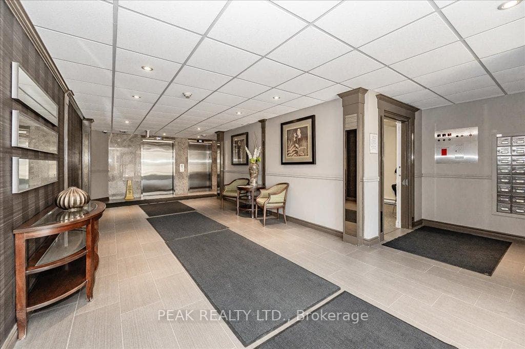 35 Green Valley Drive Unit 711 photo 6