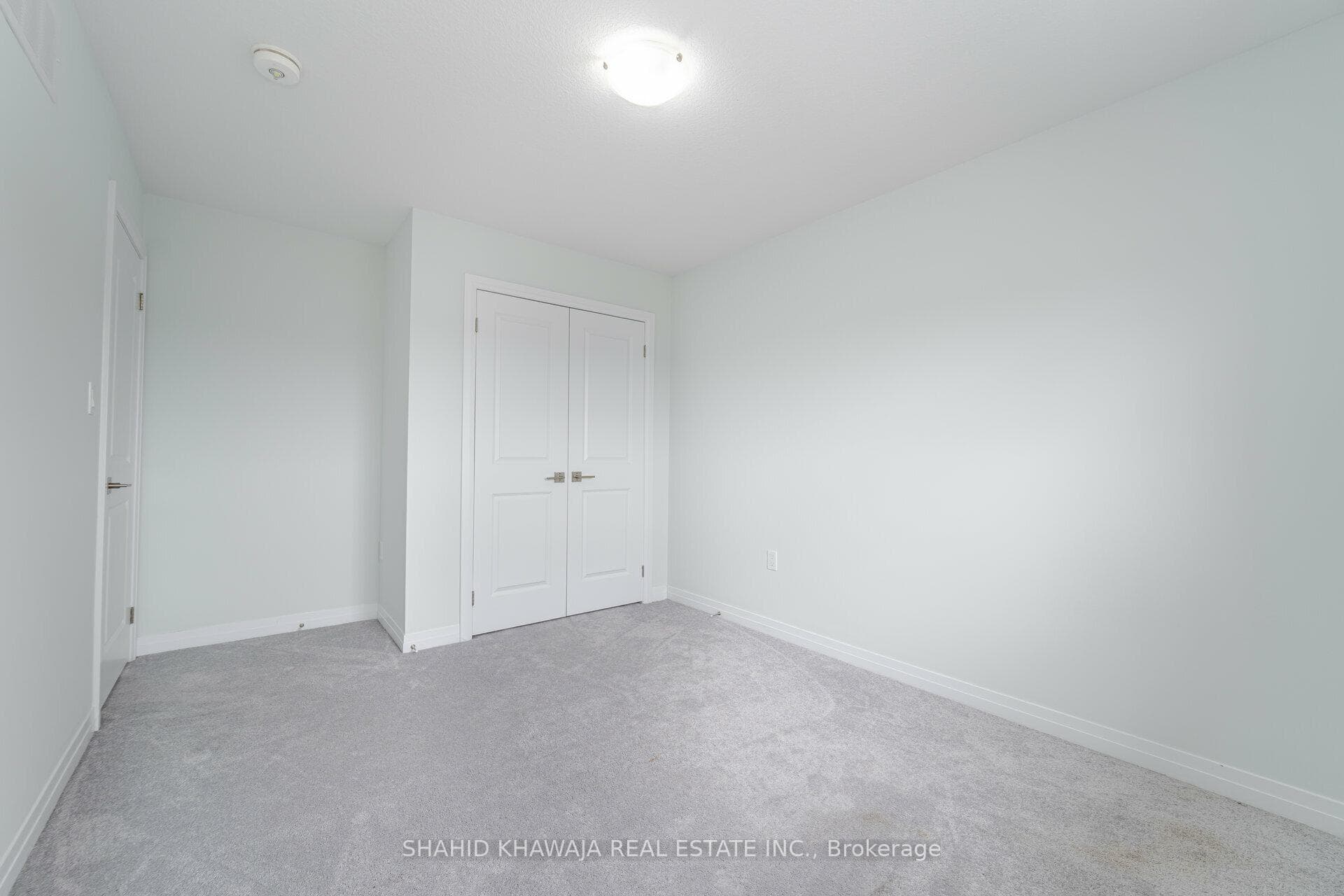 520 Grey Street Unit 58 photo 31