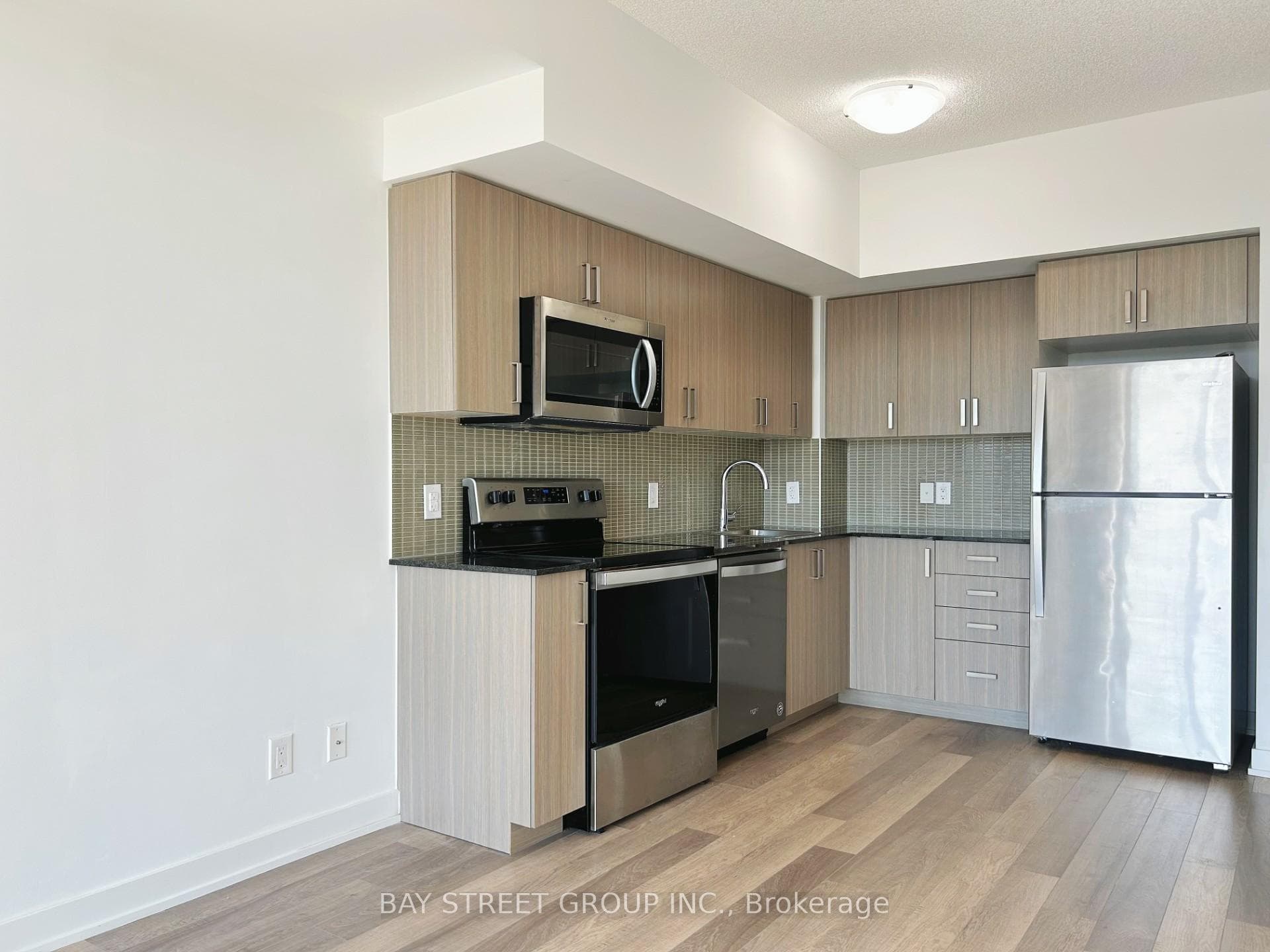 1603 Eglinton Avenue Unit 706 photo 3