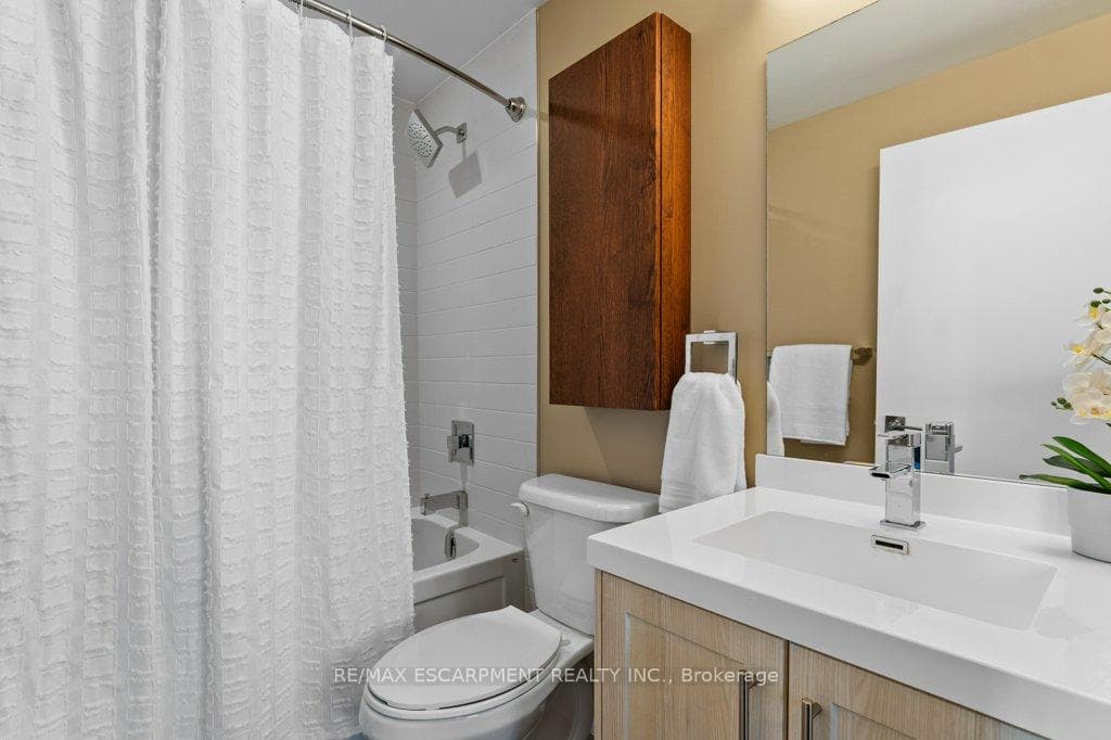 2087 Fairview Street Unit 1304 photo 30