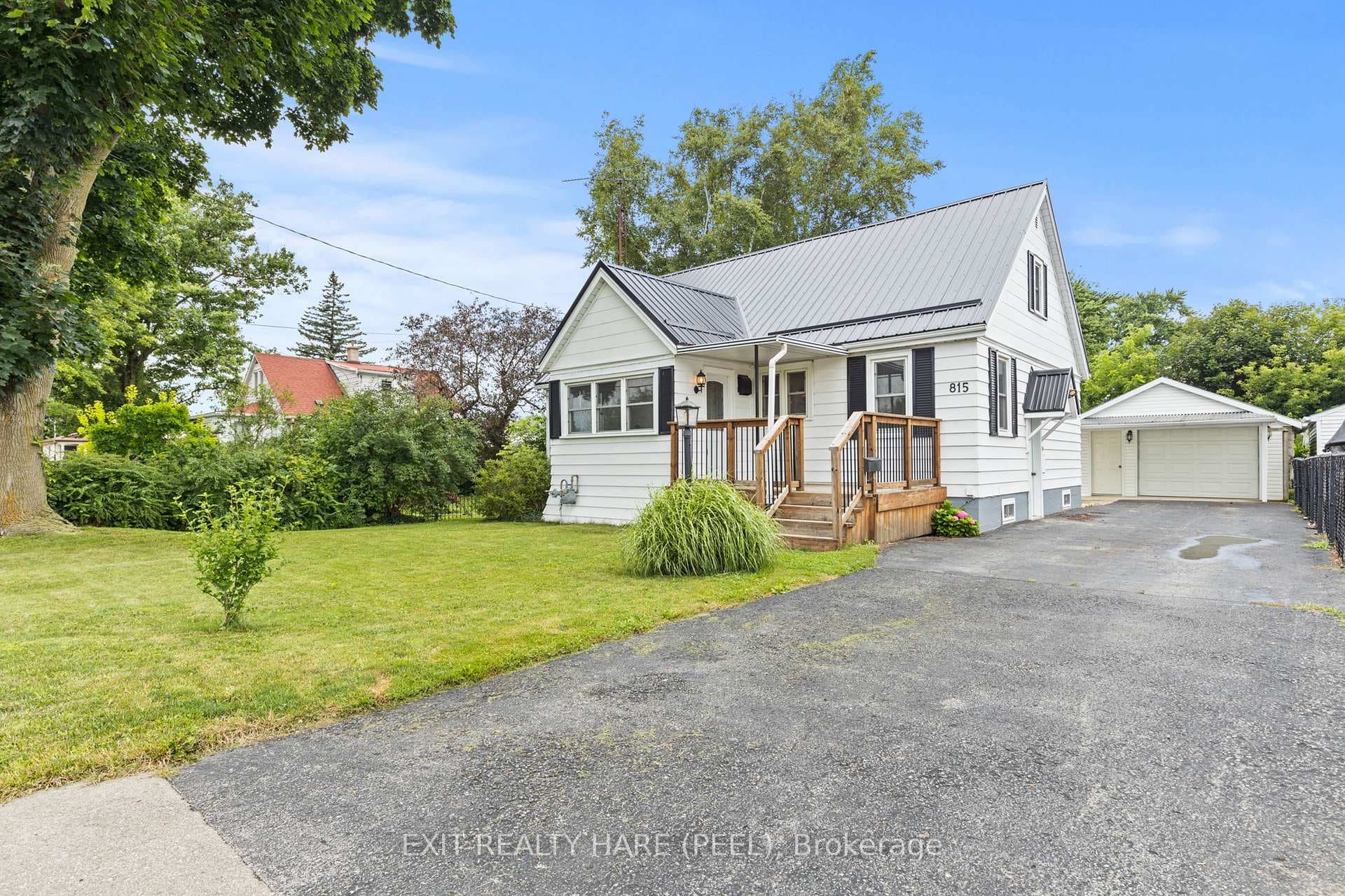 815 Broad Street photo 2