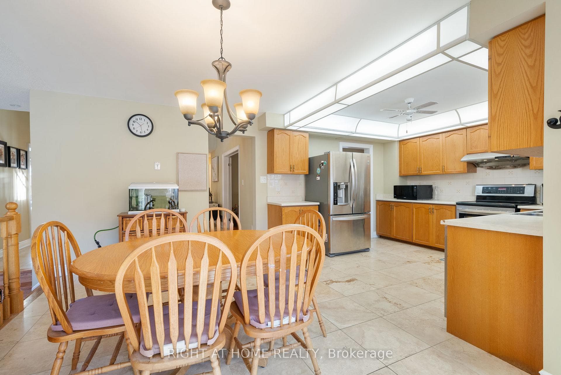 5676 Brightpool Crescent photo 13