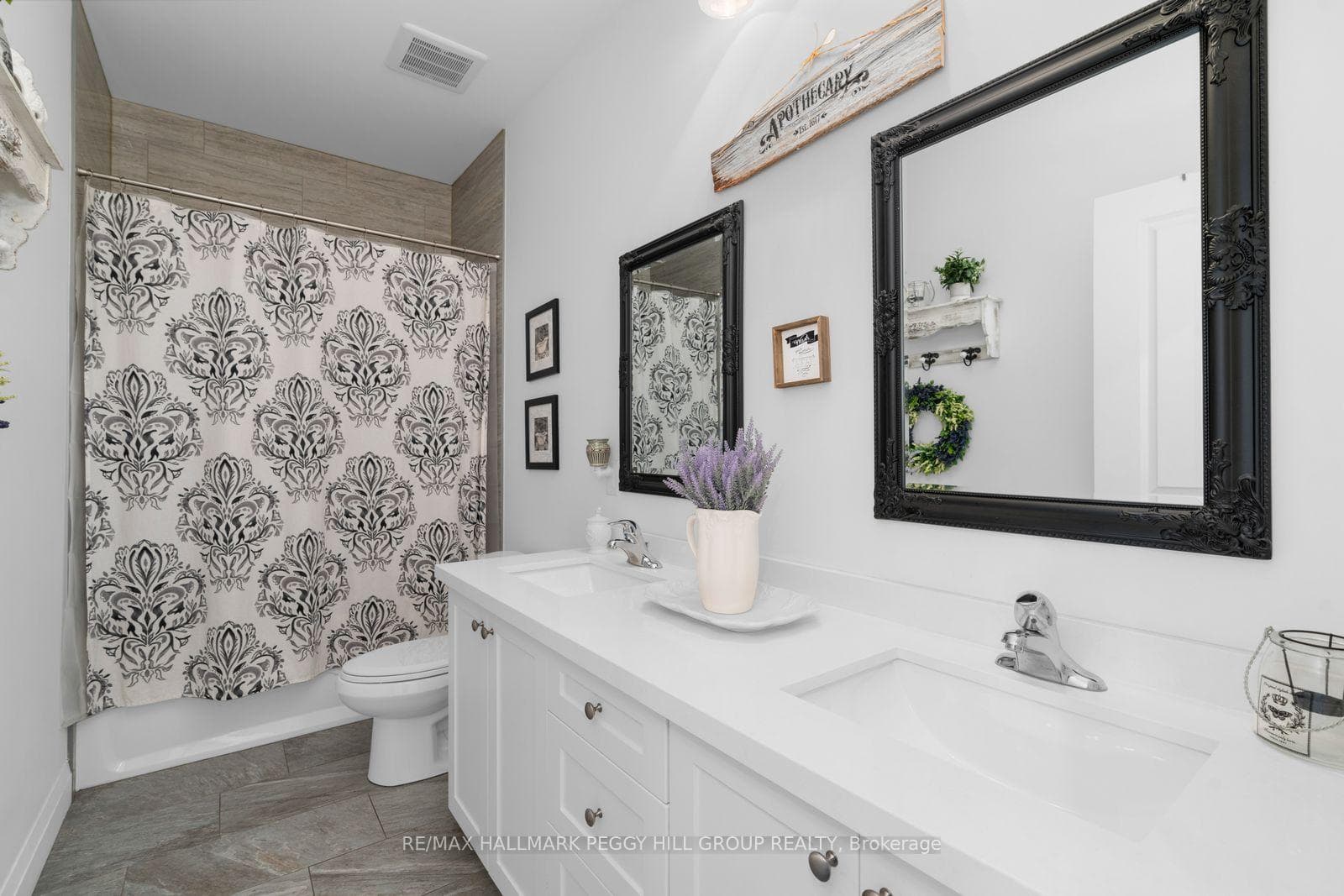 2967 Earl Street photo 8