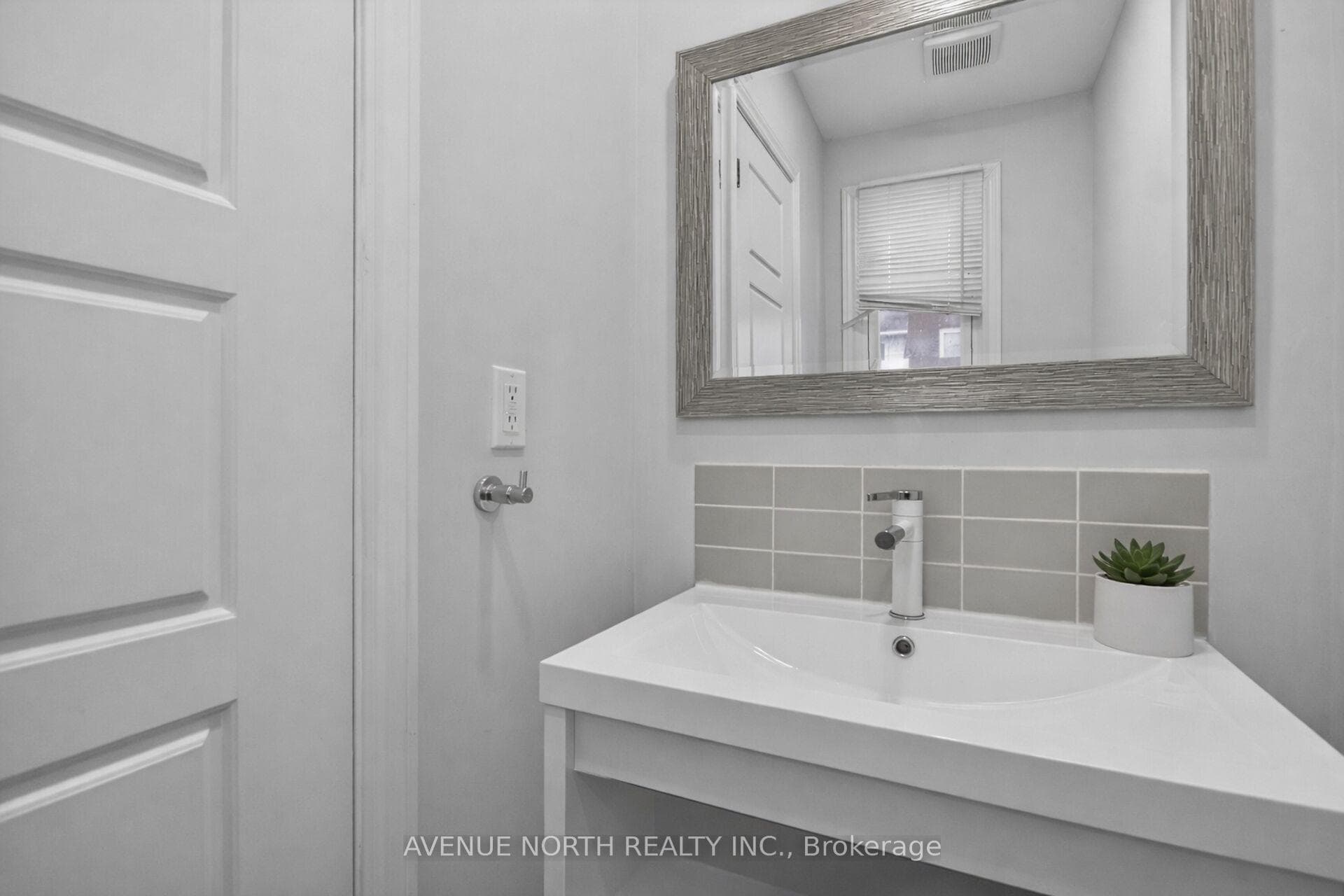 419 Armonia Private Unit 40 photo 3