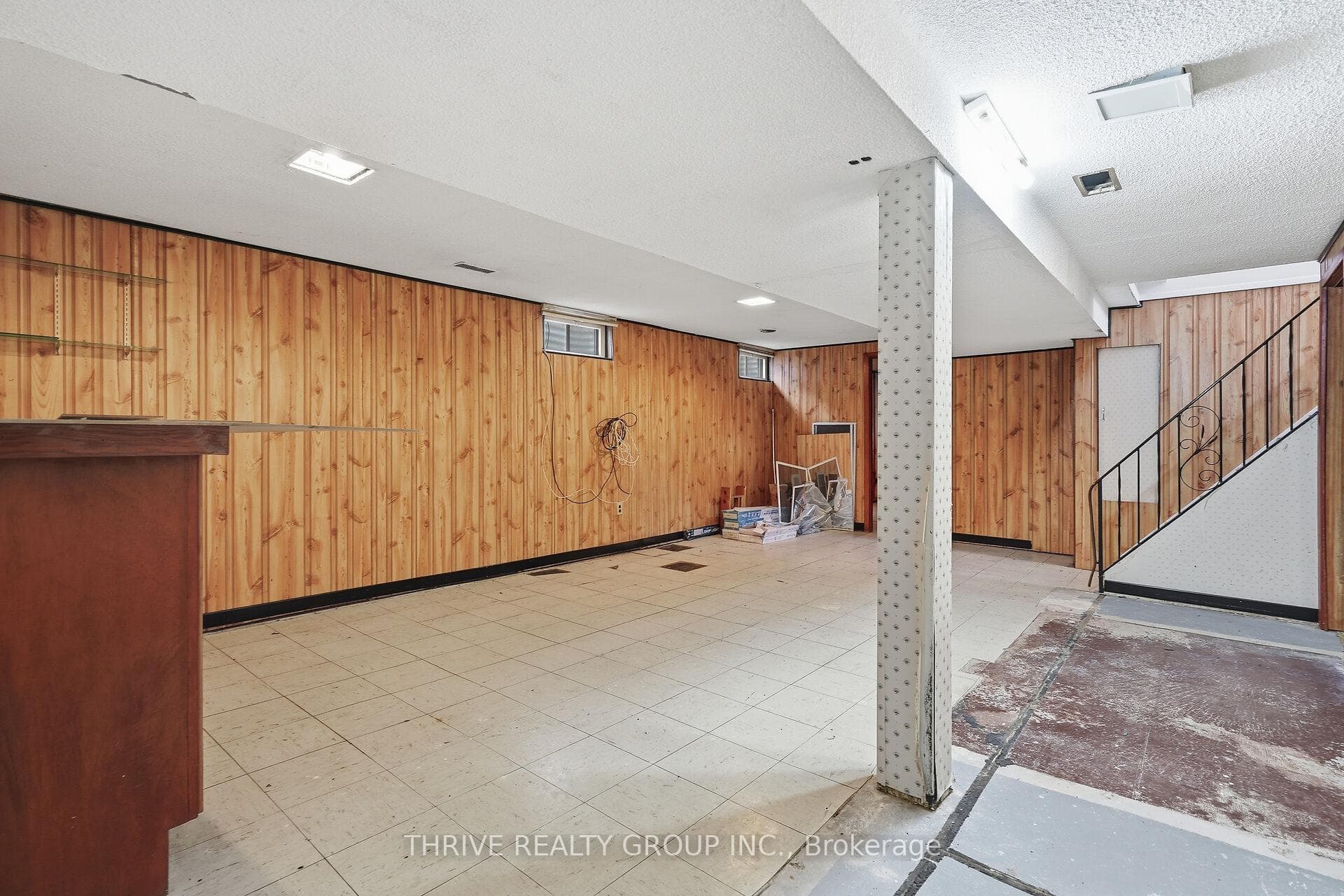 64 Jena Crescent photo 24