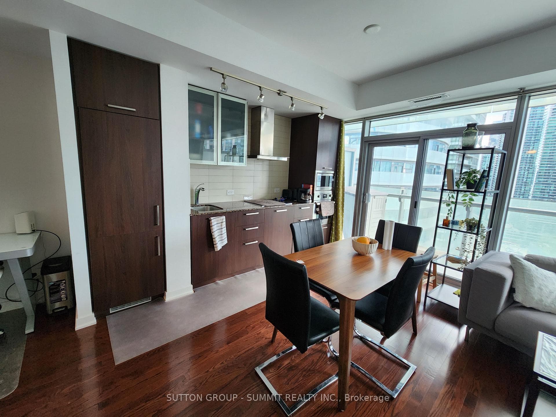 12 York Street Unit 2111 photo 1