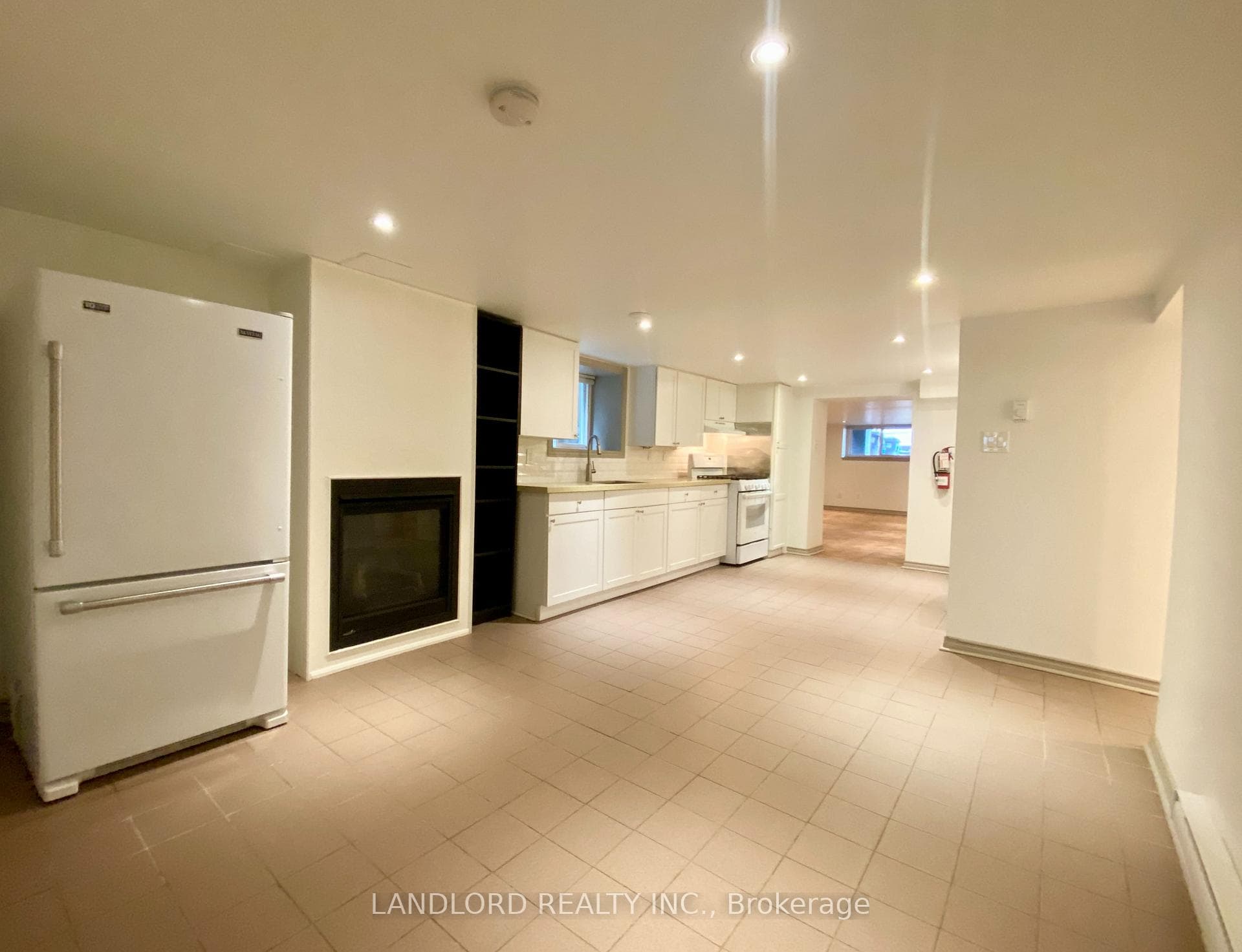 209 Madison Avenue Unit 5 photo 5