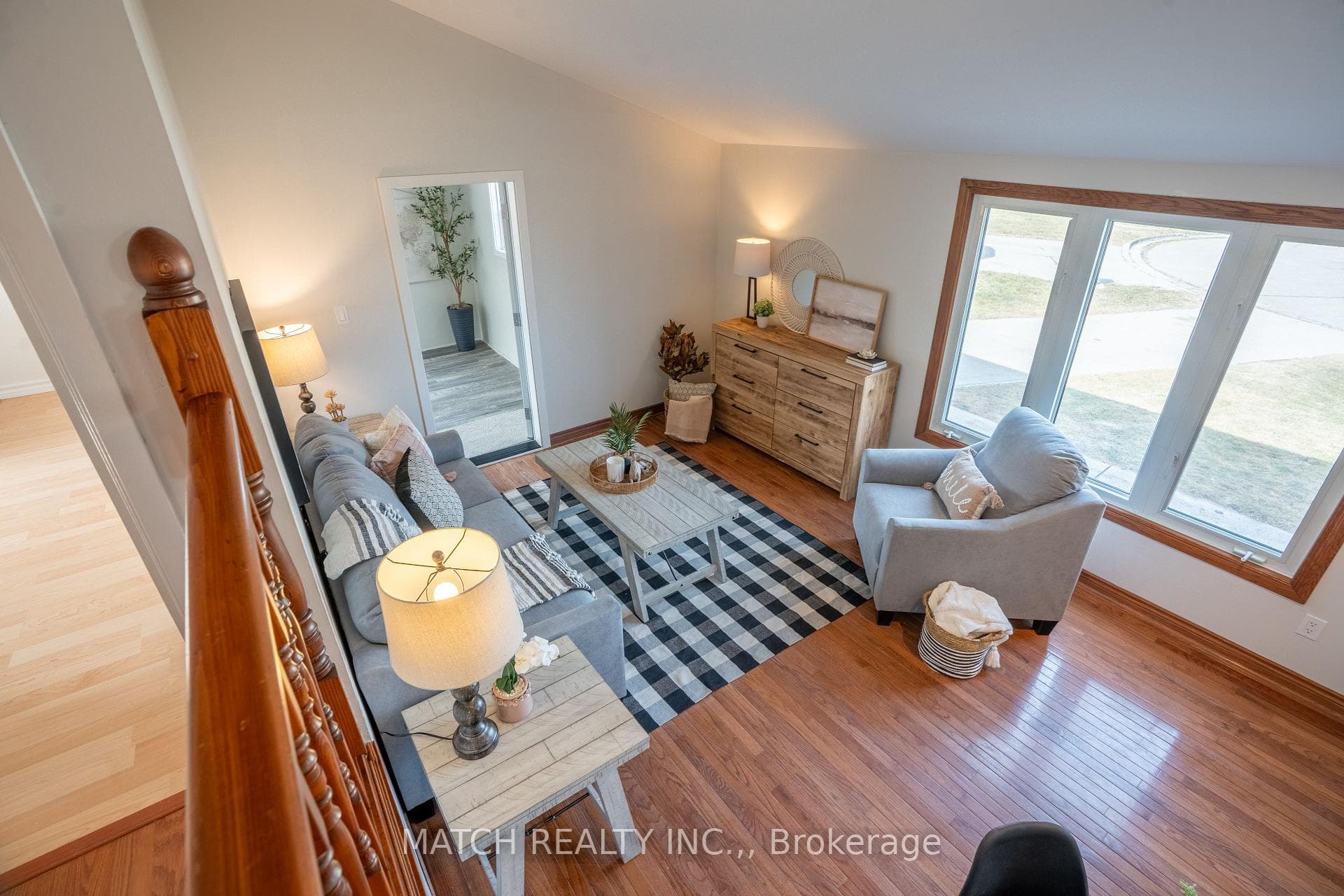 72 Randolf Crescent photo 23