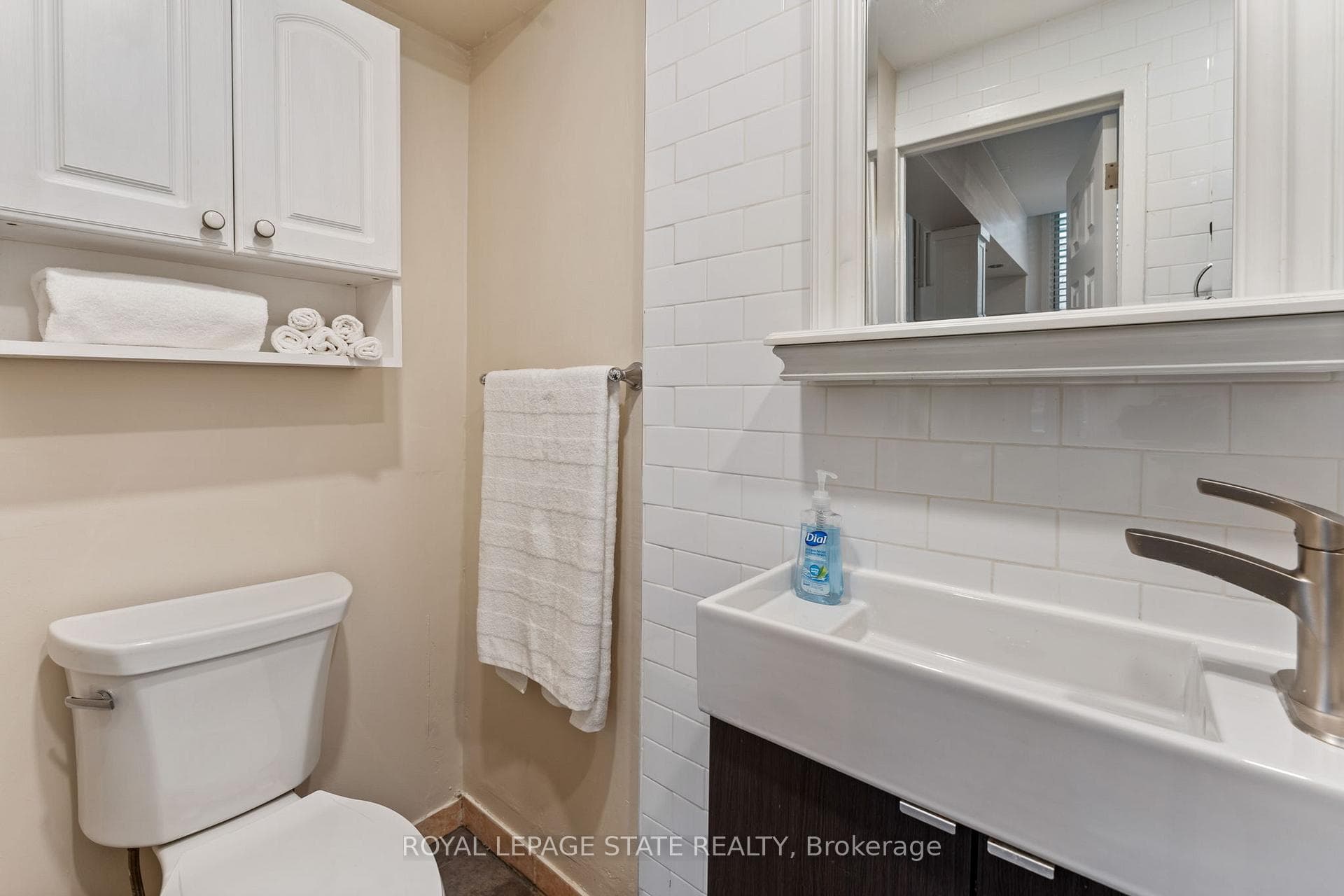 154 James Street South Street Unit Unit 2 photo 11