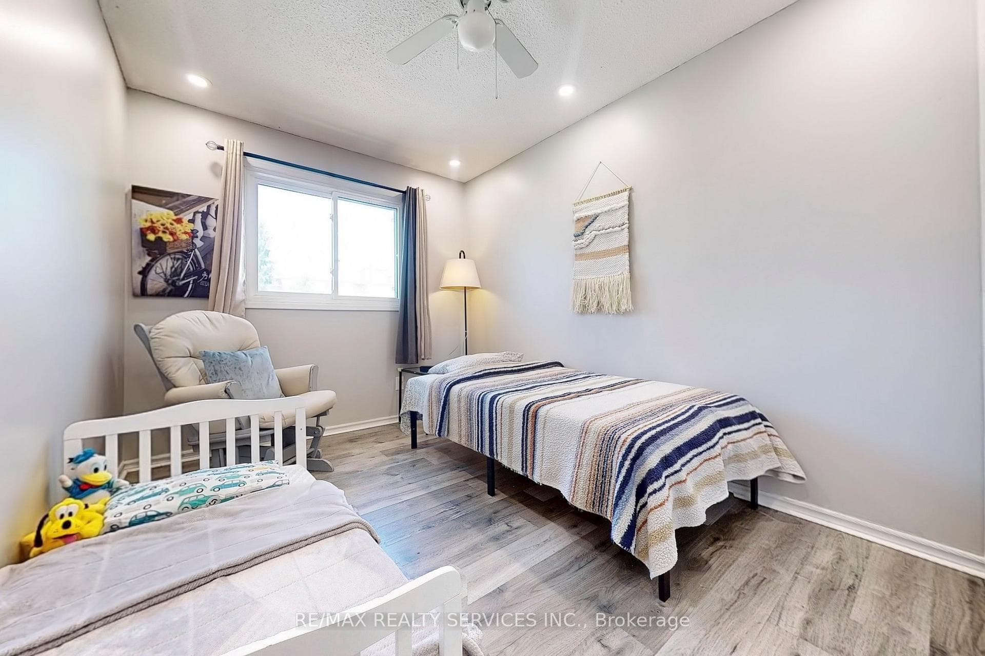 960 Glen Street Unit 37 photo 15