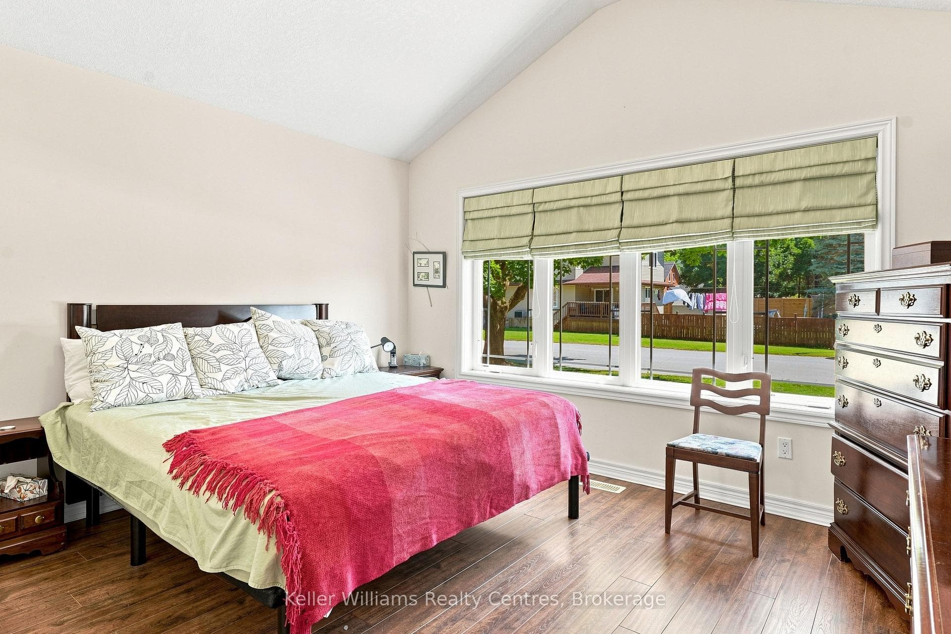 152 Kincardine Street photo 9