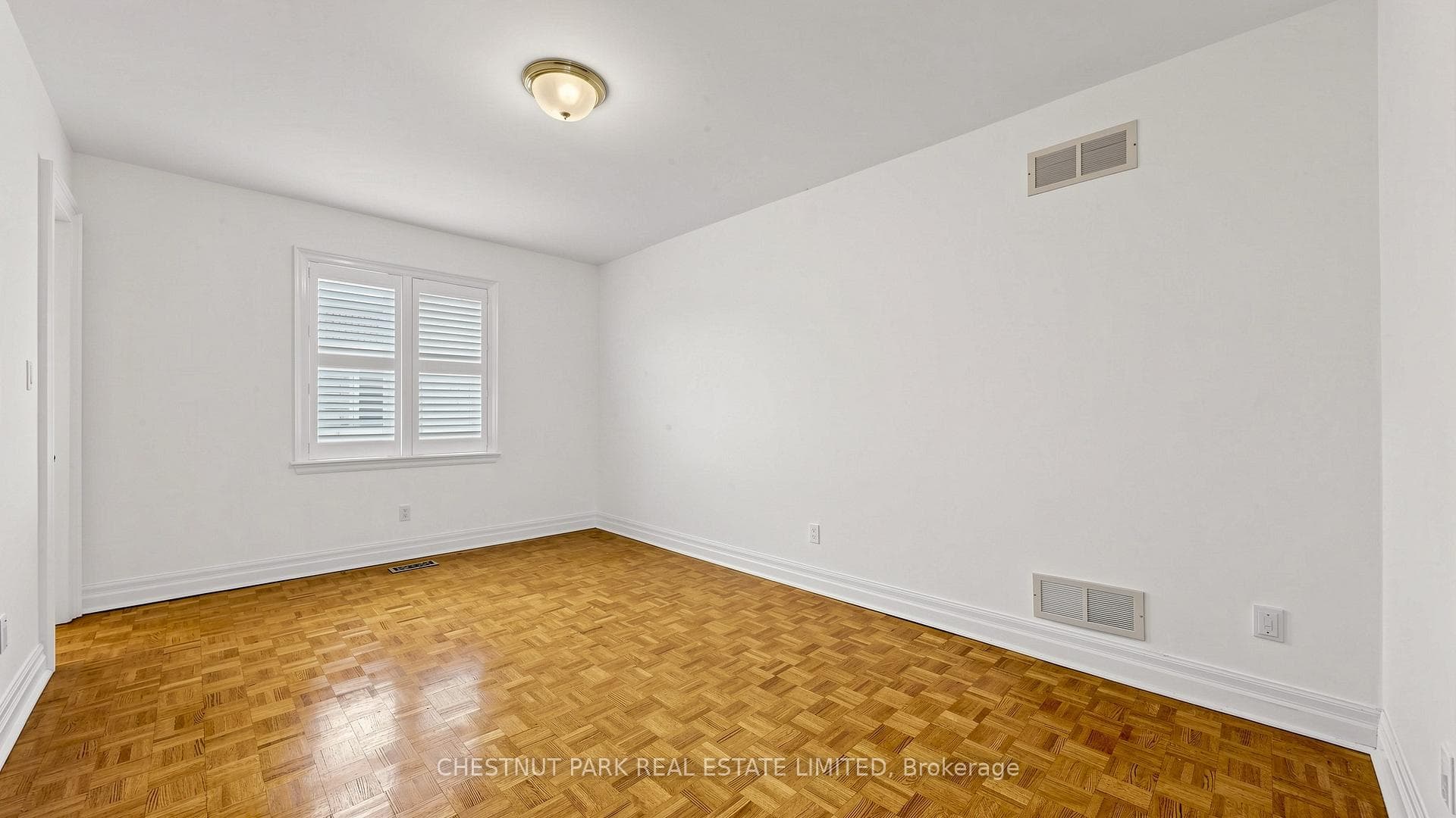 492 Ruth Avenue photo 33