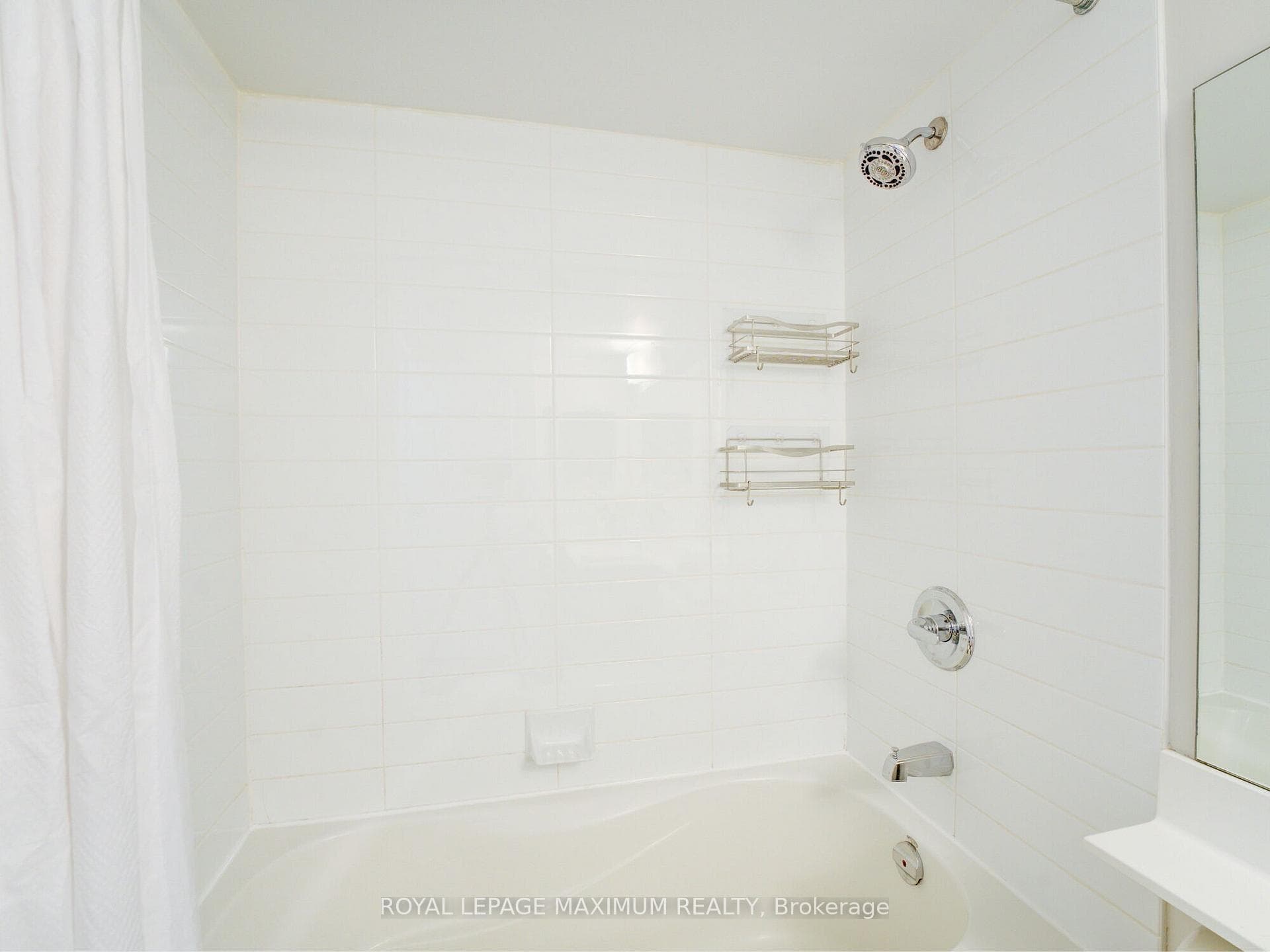 1070 Sheppard Avenue Unit 618 photo 35