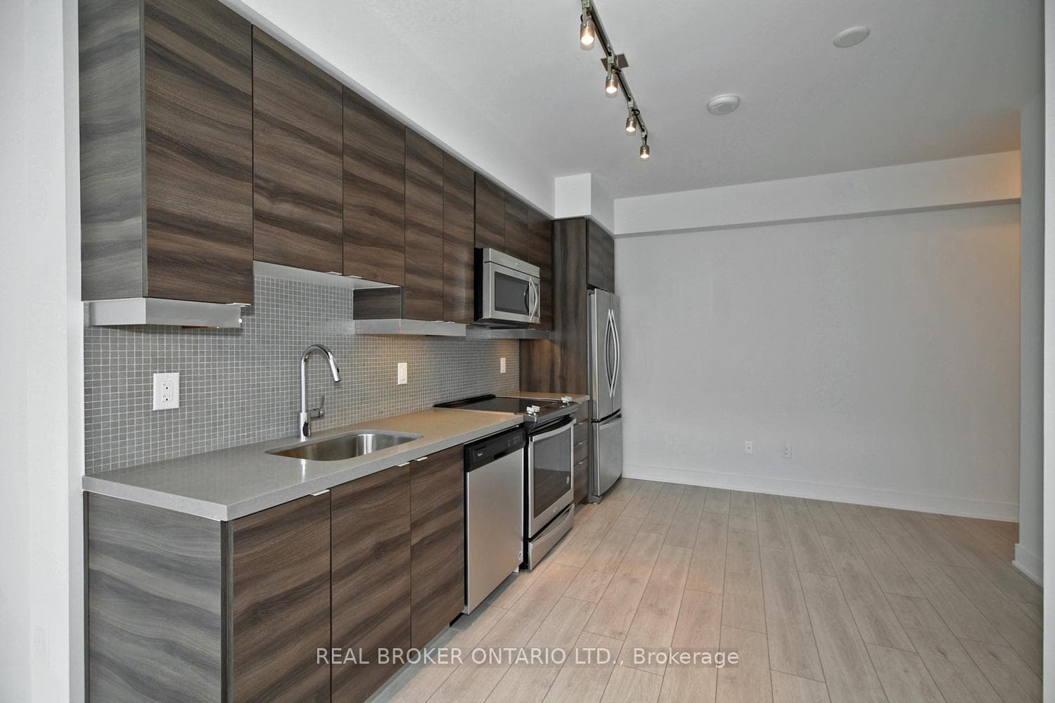 525 Adelaide Street Unit PH31 photo 13