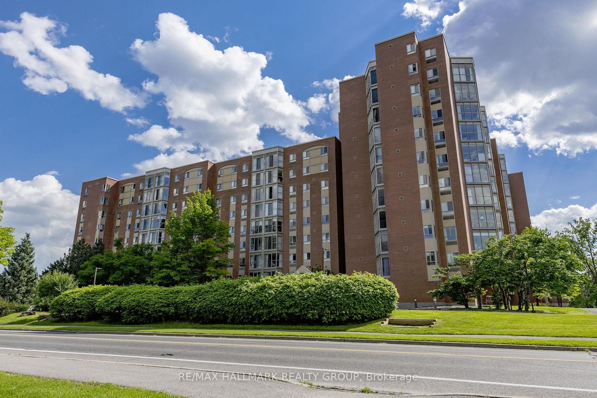 960 Teron Road Unit 1104 photo 2