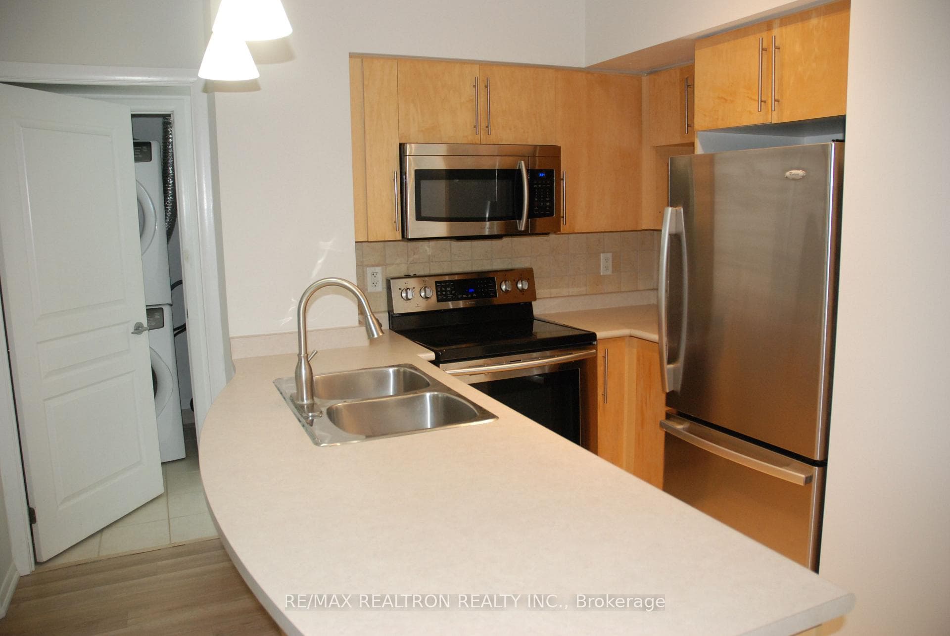 18 Yonge Street Unit 2408 photo 7