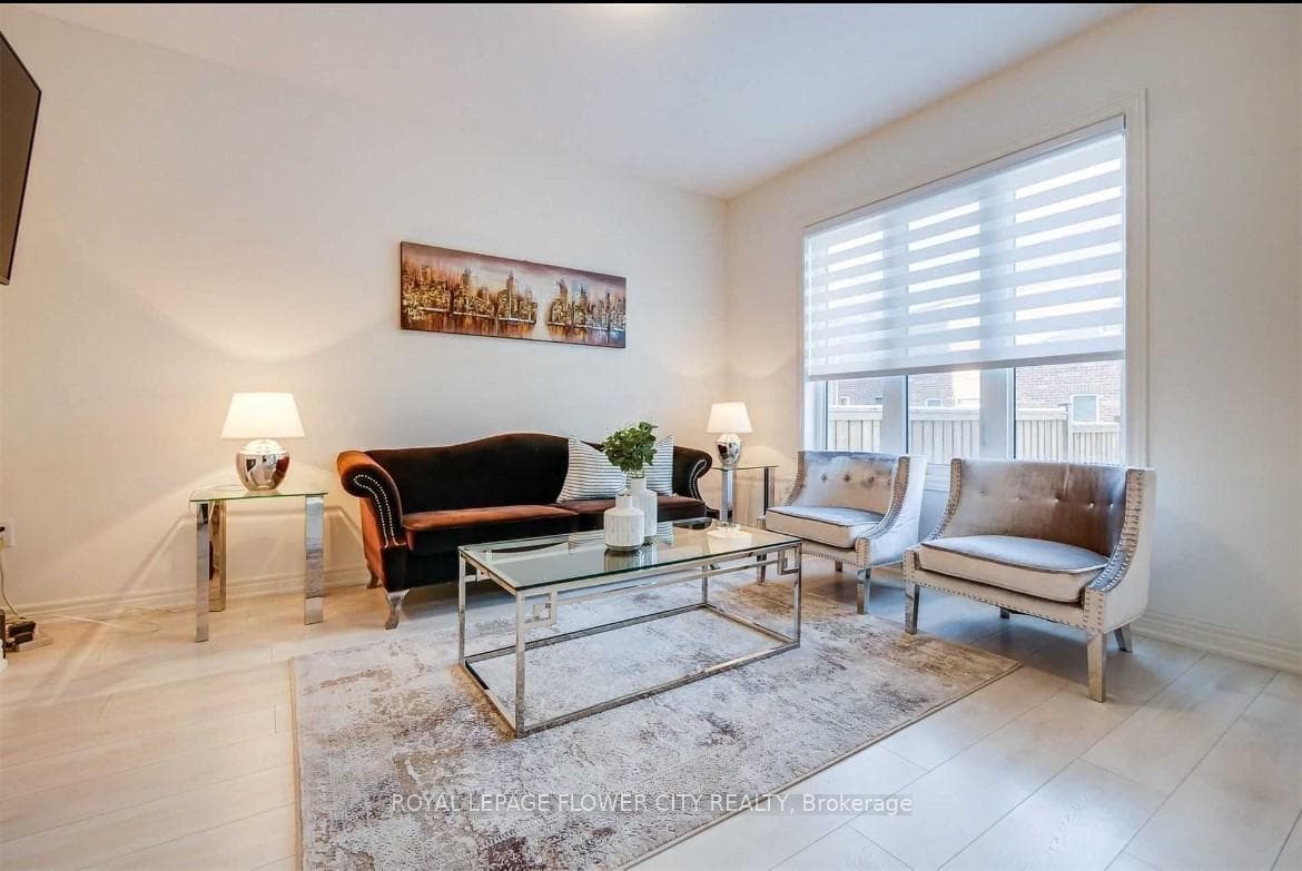 49 Truro Circle photo 17