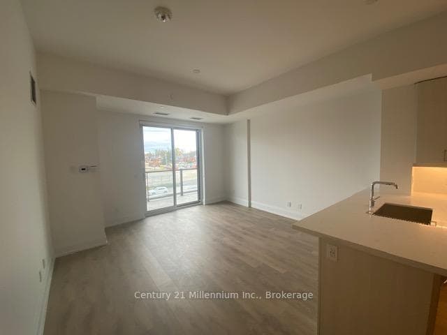 1 HUME Street Unit 321 photo 7