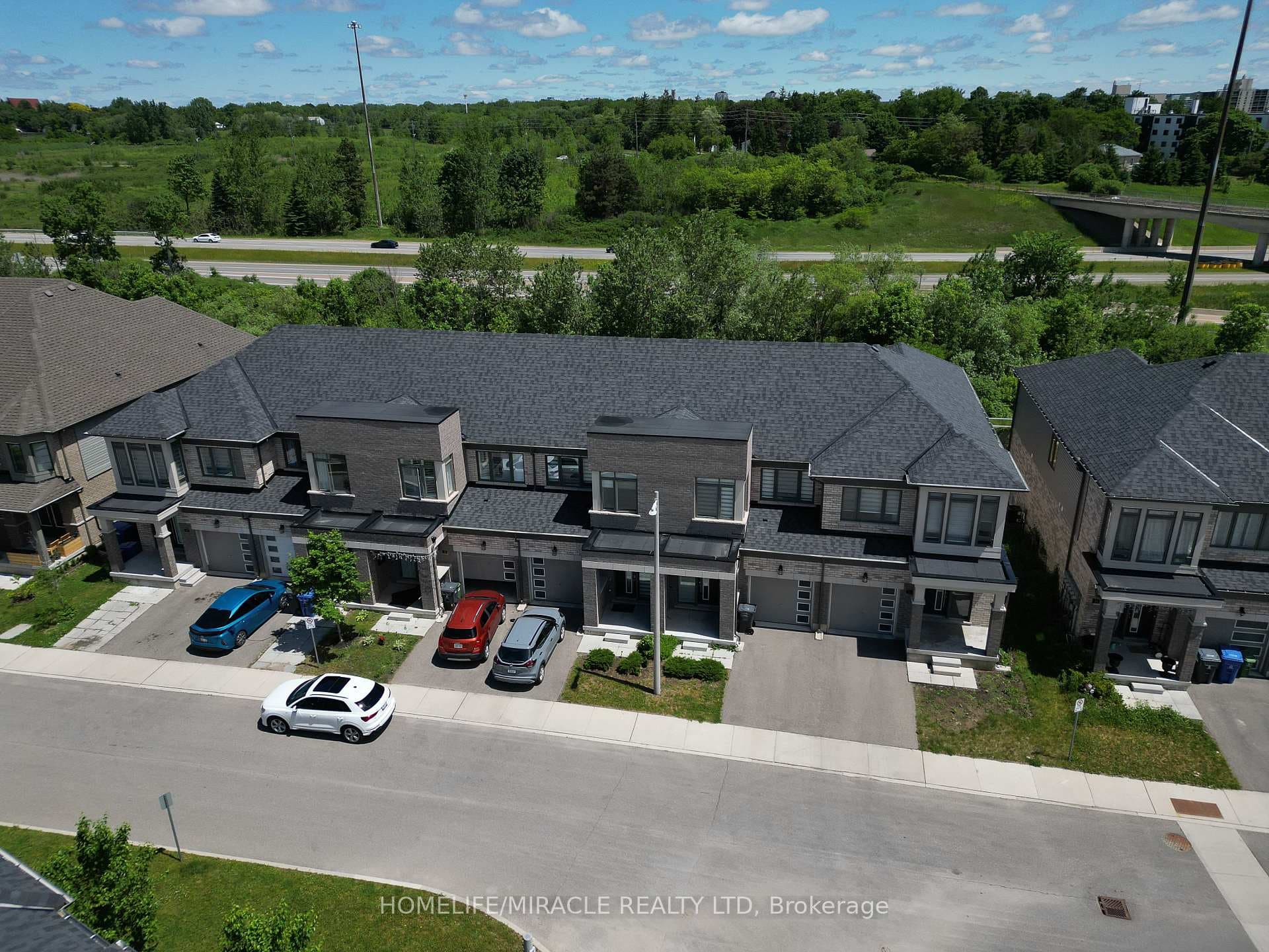 166 DEERPATH Drive Unit 32 photo 30