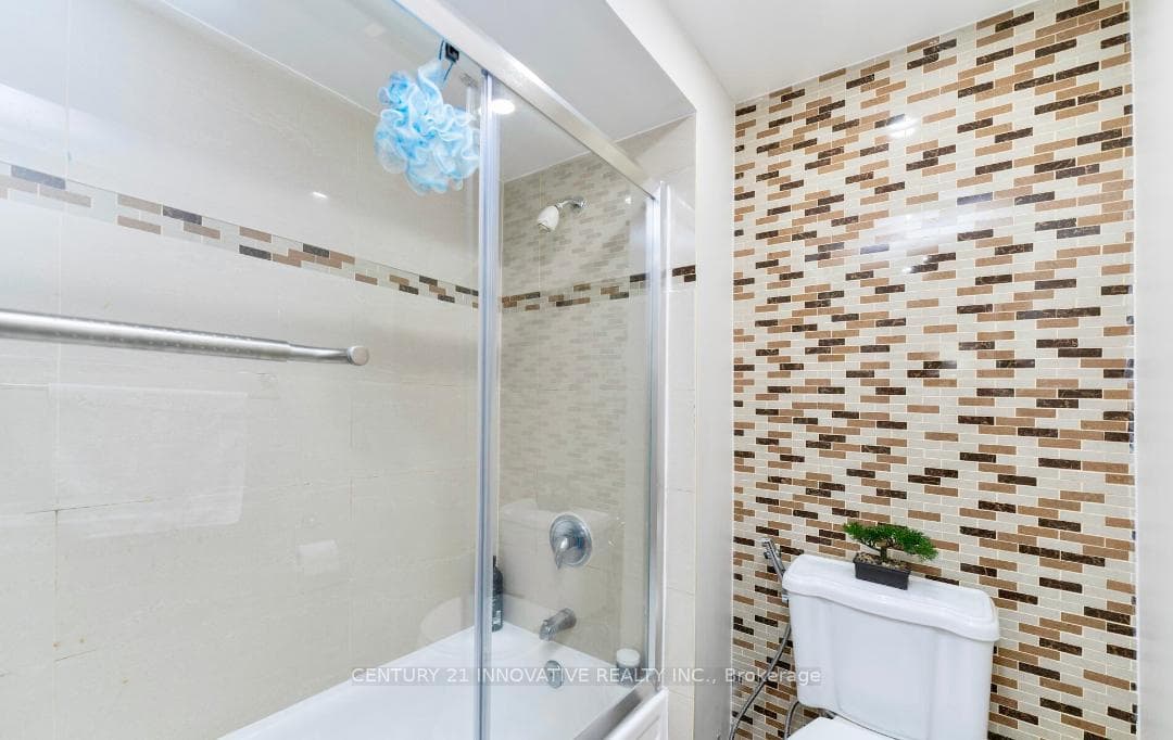 45 Pepperell Crescent photo 28