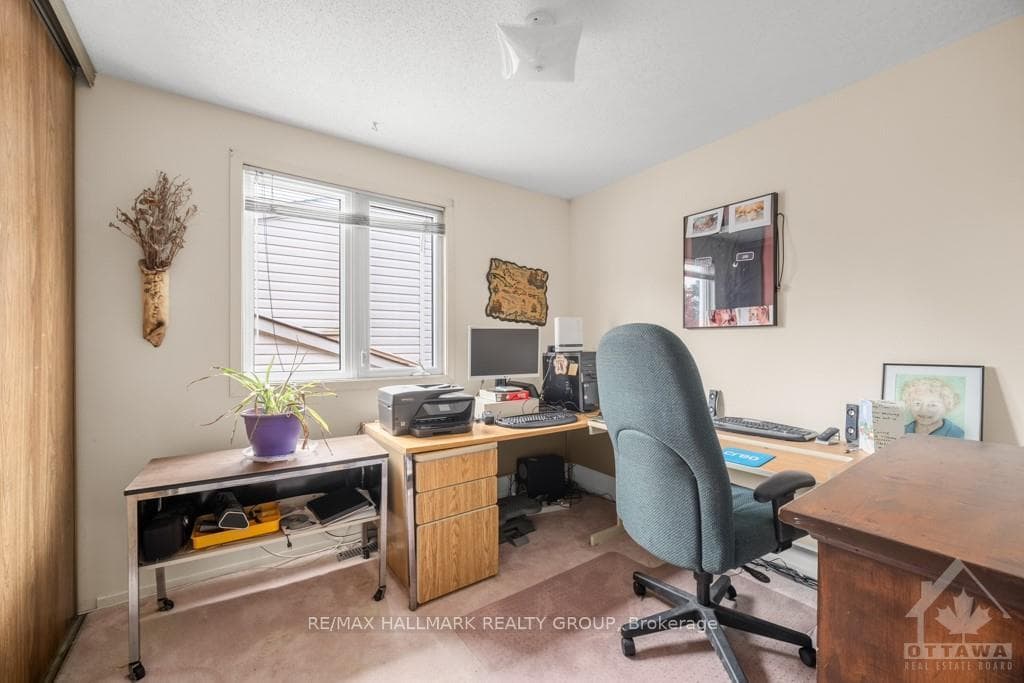 34 MELVILLE Drive photo 19