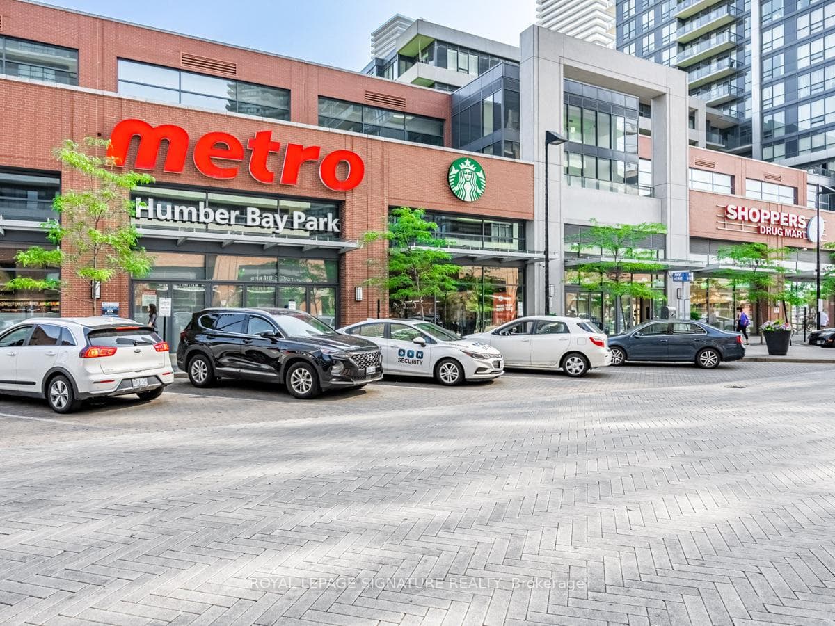 2200 Lakeshore Boulevard Unit 714 photo 3