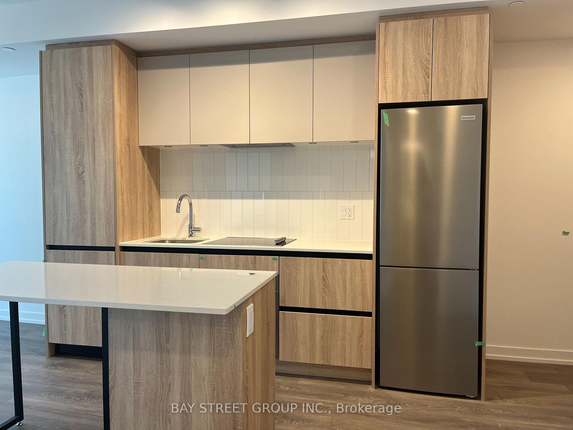 8 Beverley Glen Boulevard Unit 508 photo 4