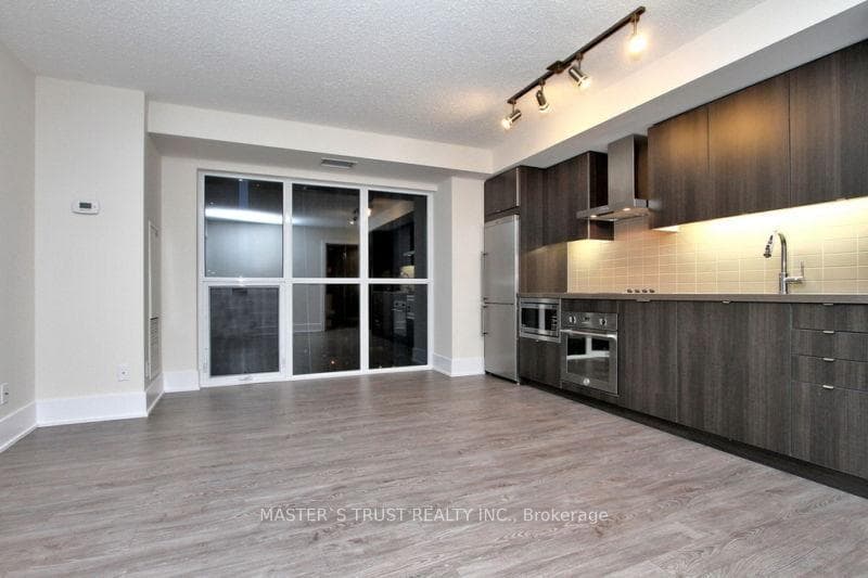 300 Front Street Unit 1004 photo 2