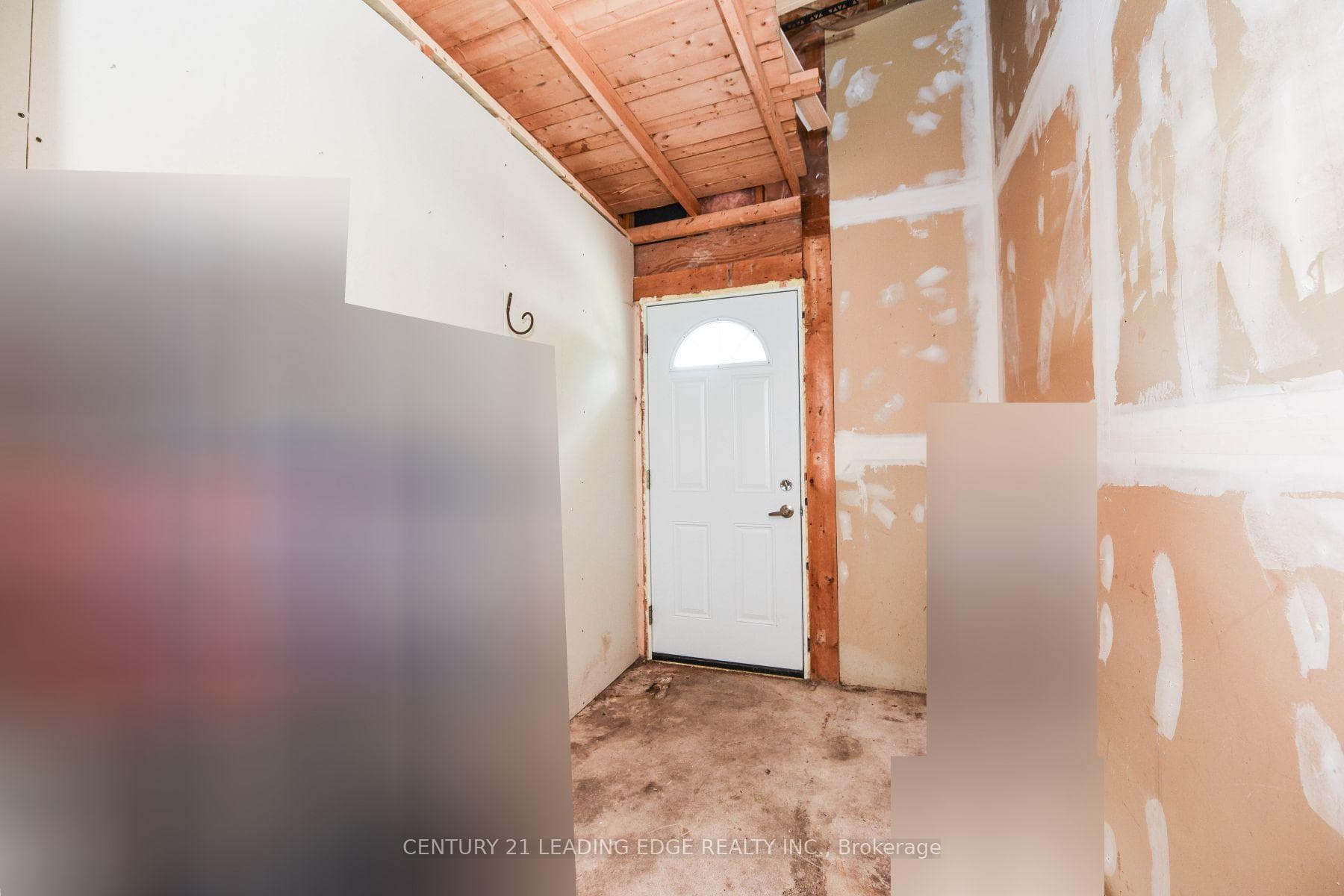 388 Leacock Drive photo 35