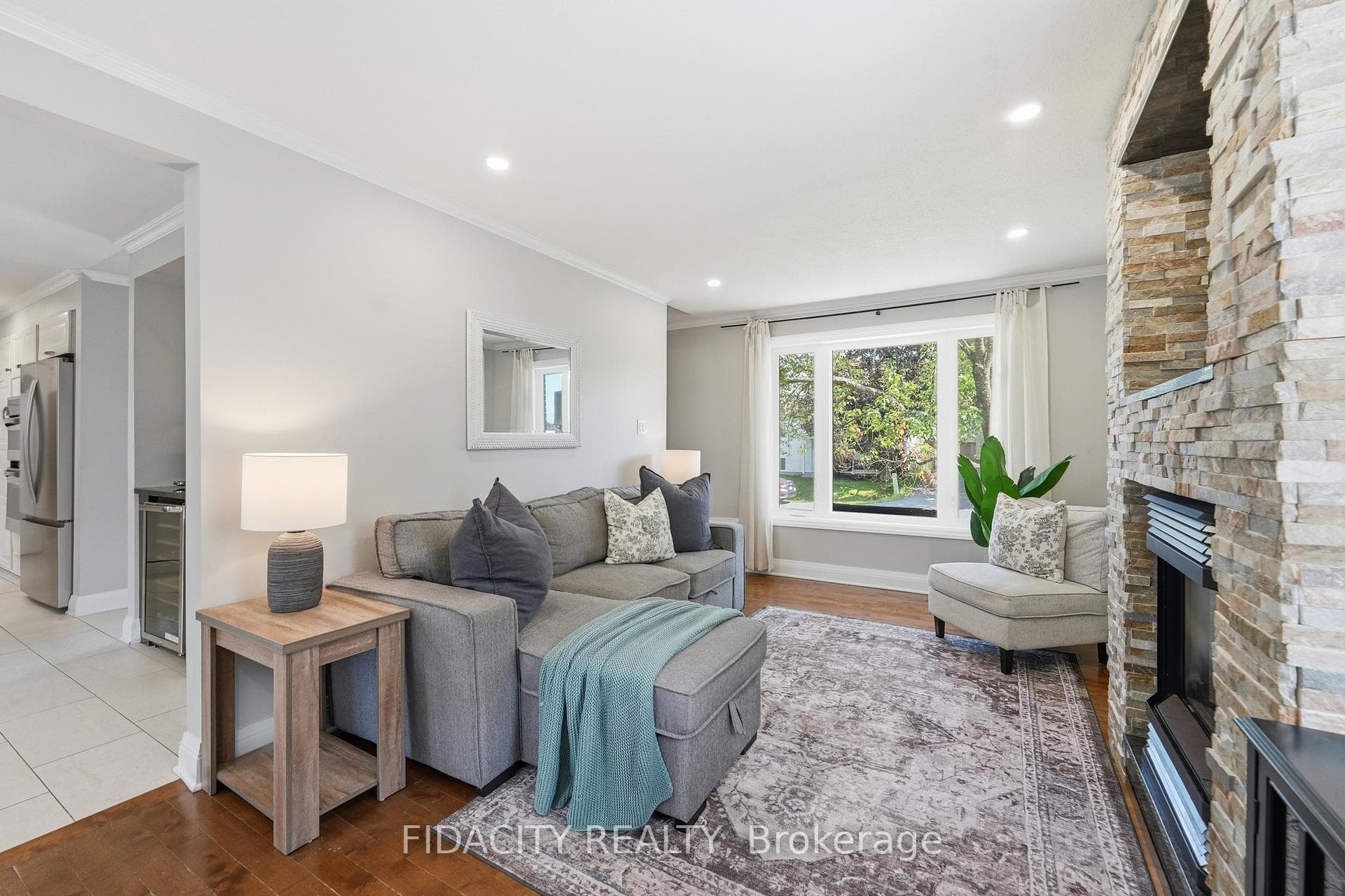 13 Poole Creek Crescent photo 8