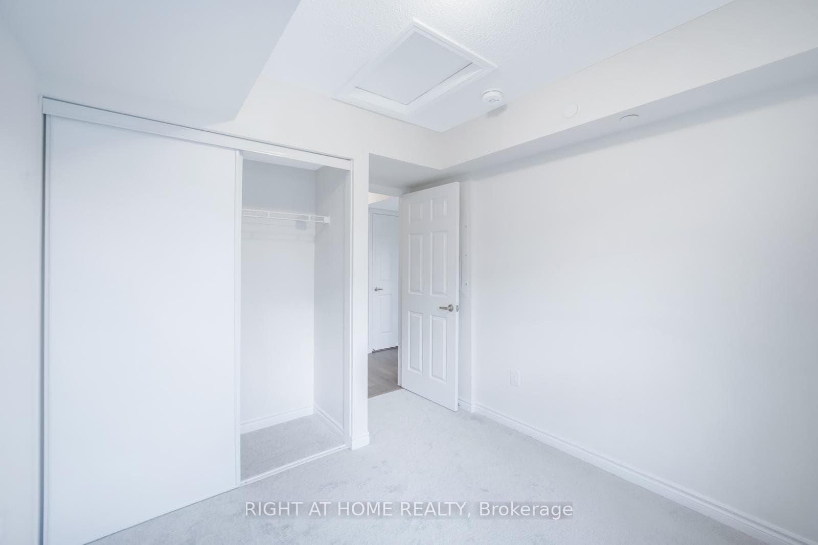2787 Eglinton Avenue Unit 341 photo 23