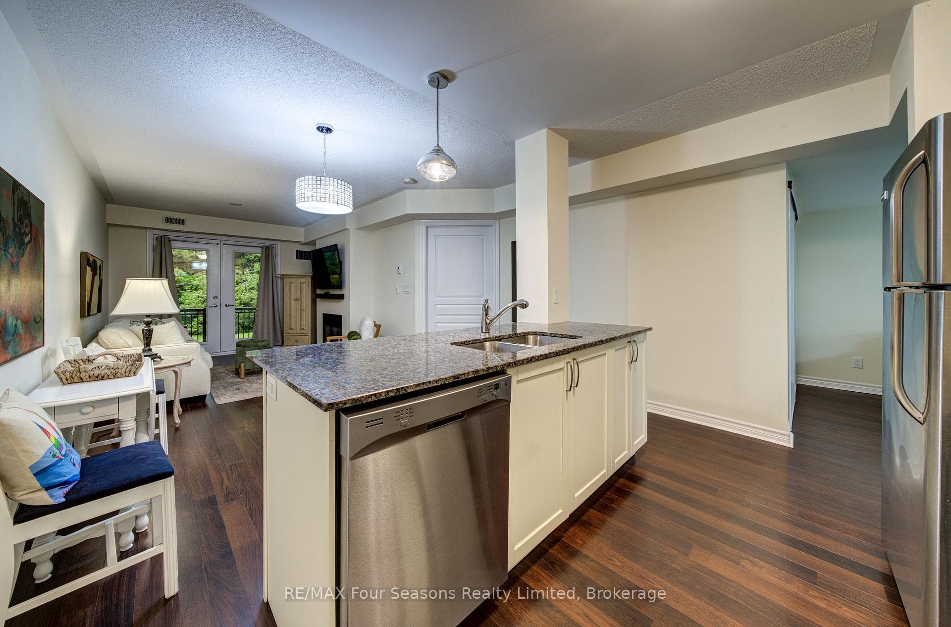 6 Brandy Lane Drive Unit 105 photo 15
