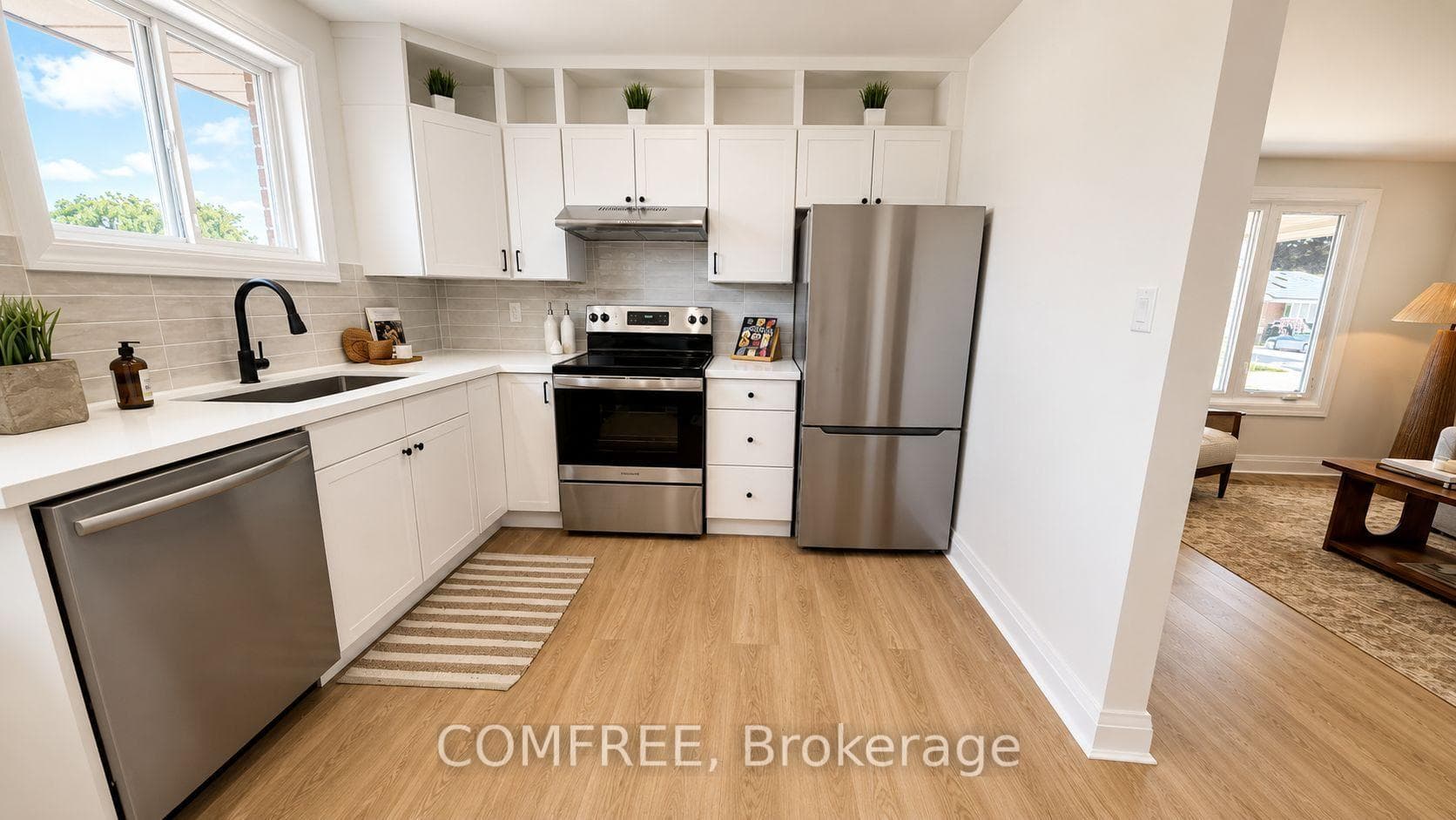 423 Richmond Street photo 5