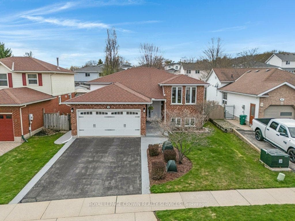 56 Dawn Crescent photo 1
