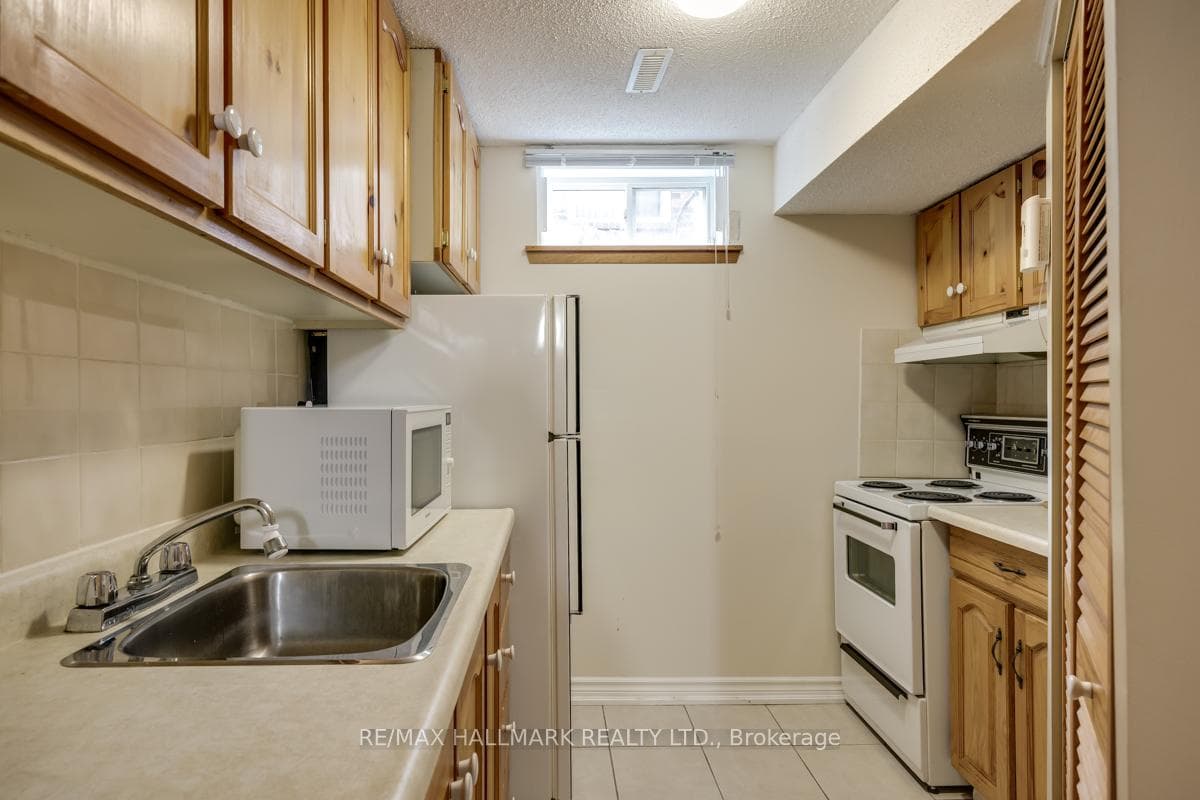 255 Glen Hill Drive photo 28